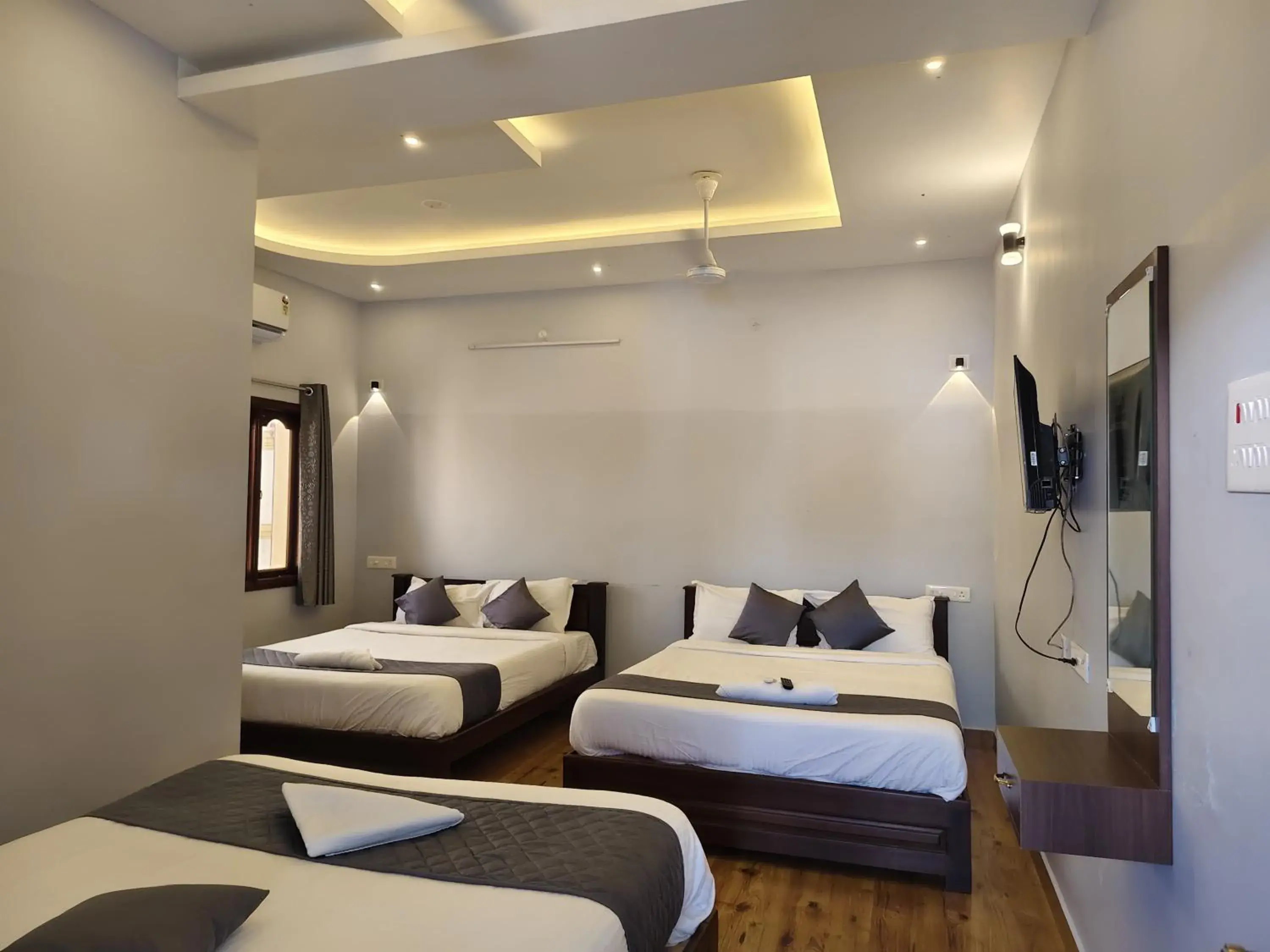 Bedroom, Bed in Lax Residency, White Town, Pondicherry Bedroom, Bed in Lax Residency, White Town, Pondicherry
