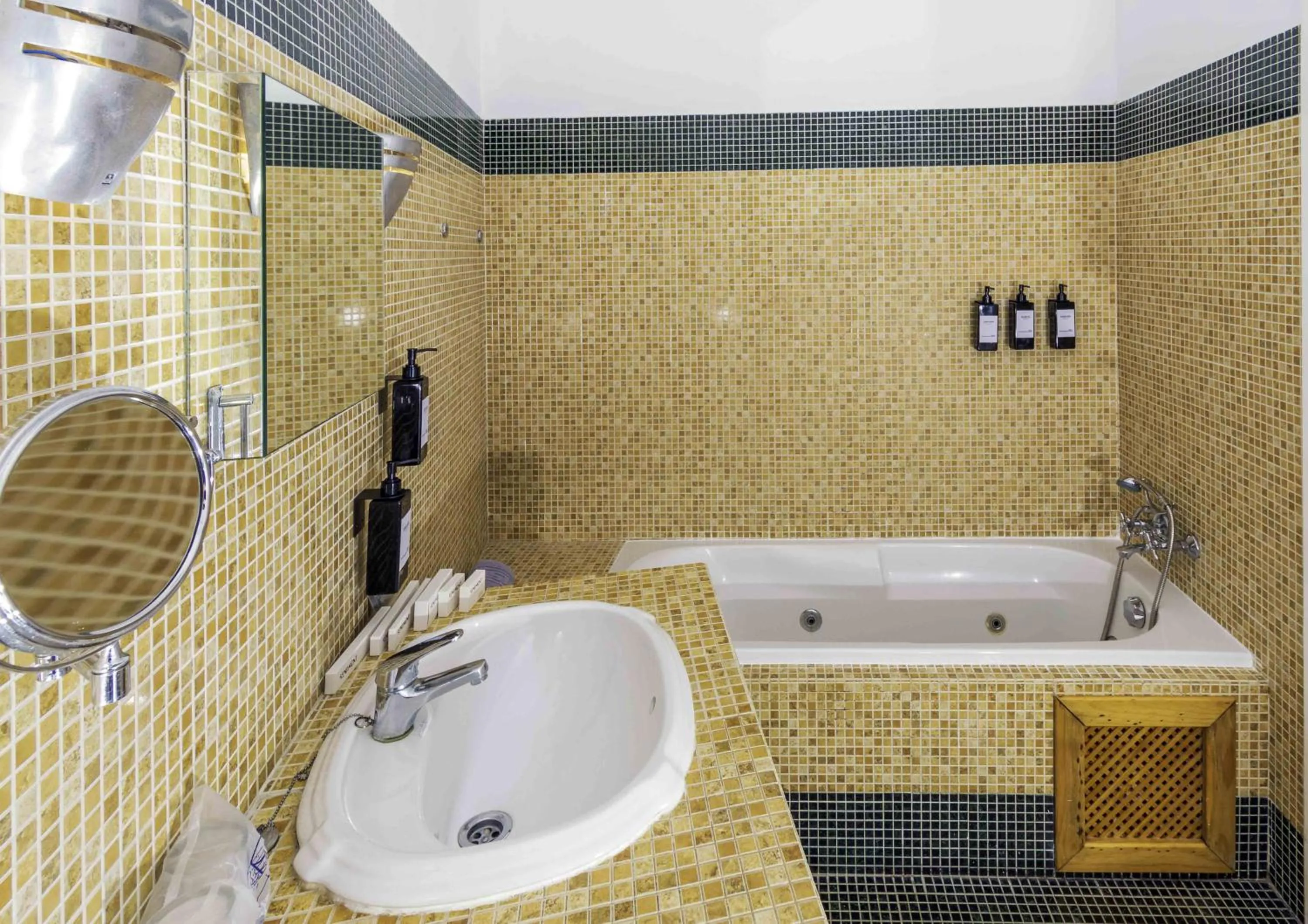 Bathroom in Hotel Utopía