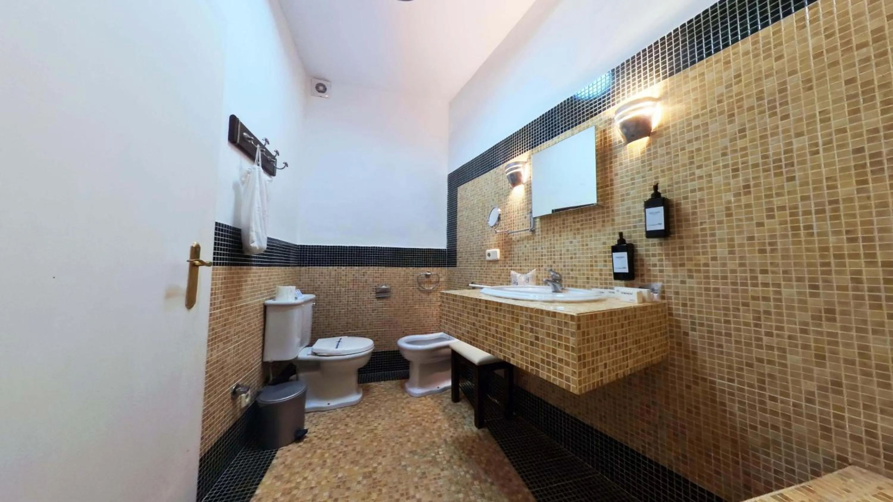 Bathroom in Hotel Utopía