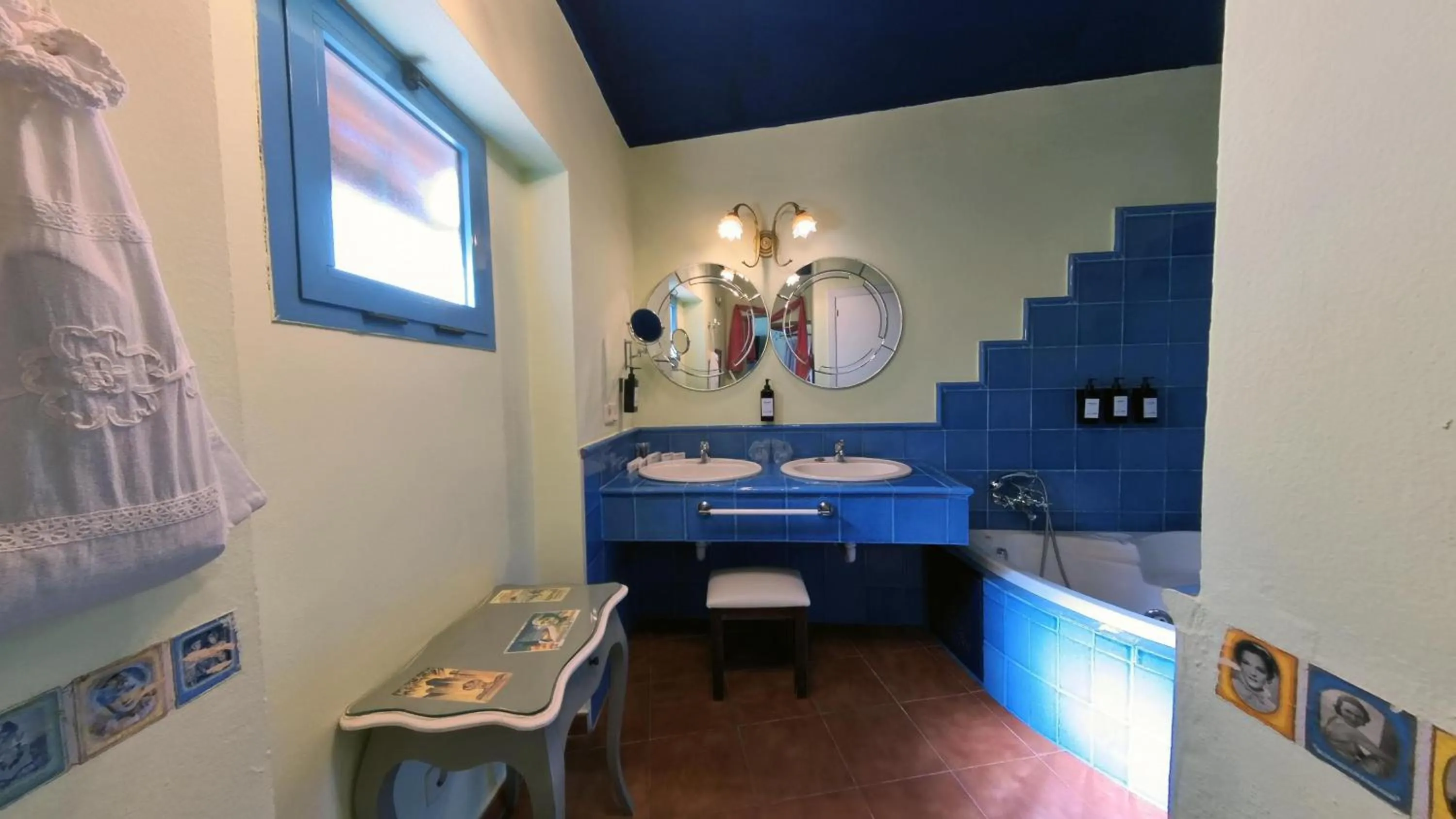 Bathroom in Hotel Utopía