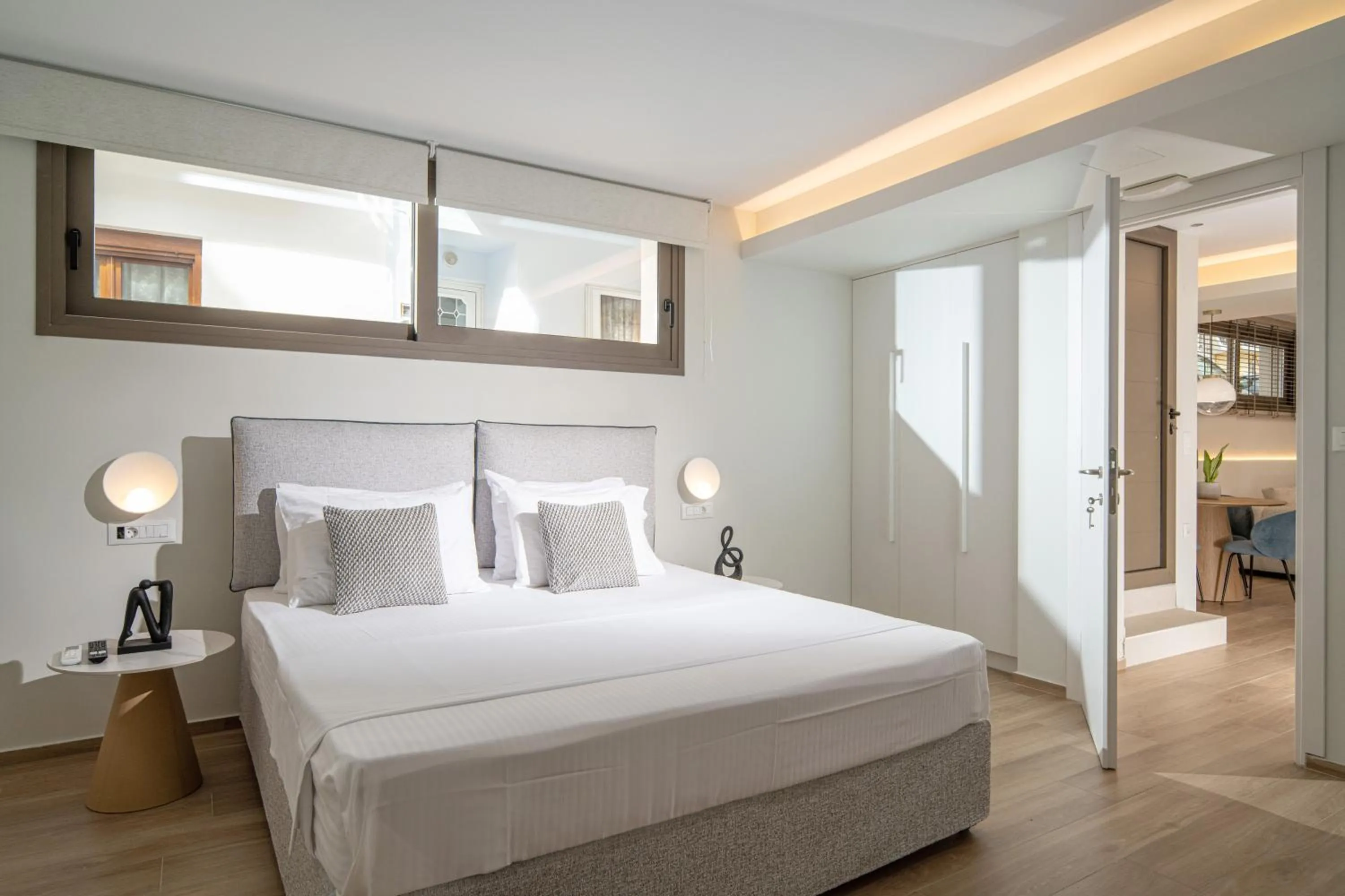 One-Bedroom Apartment in Arvacay Luxury Home