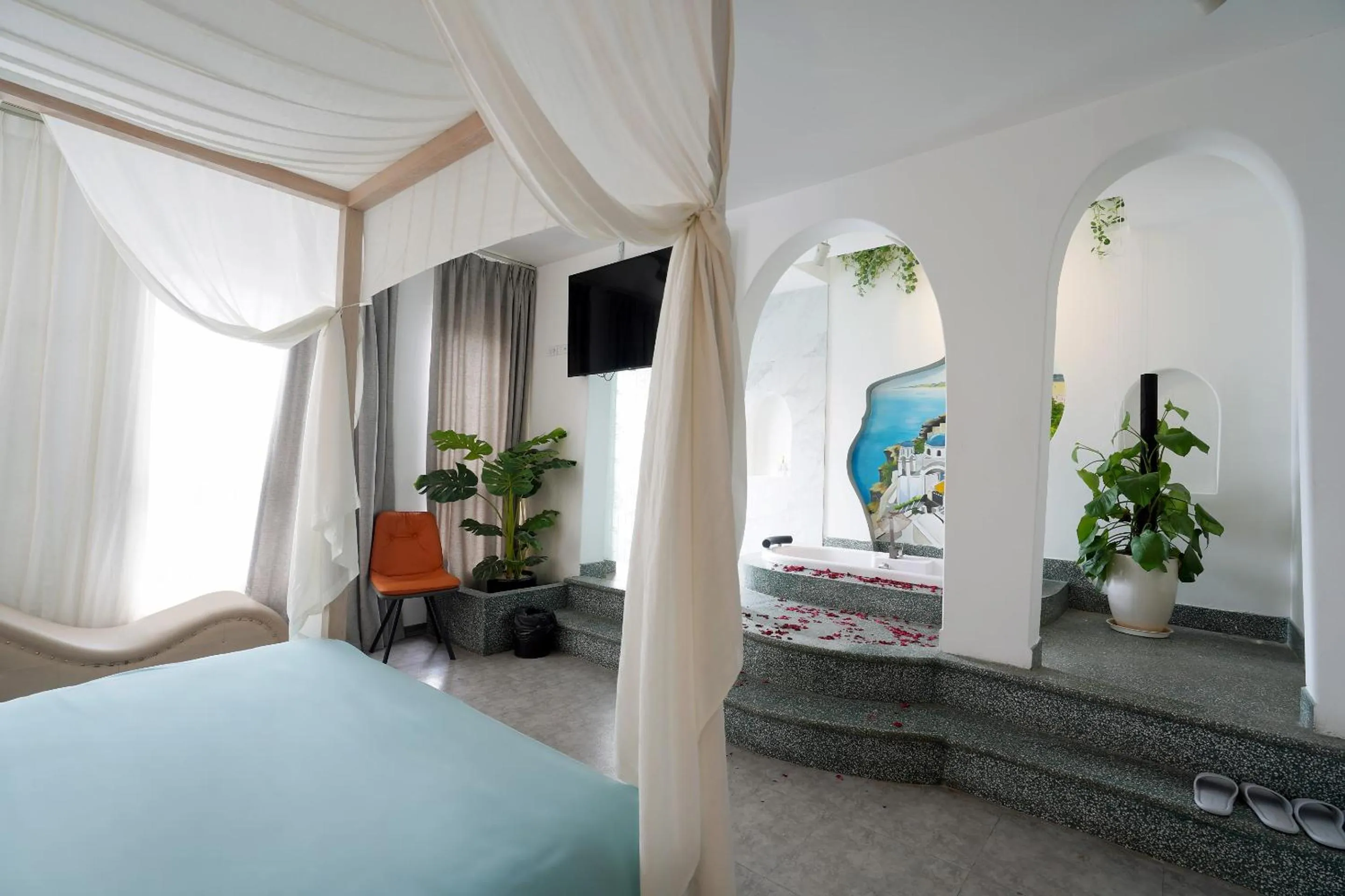 Bathroom, Bed in 69 Boutique by Minova