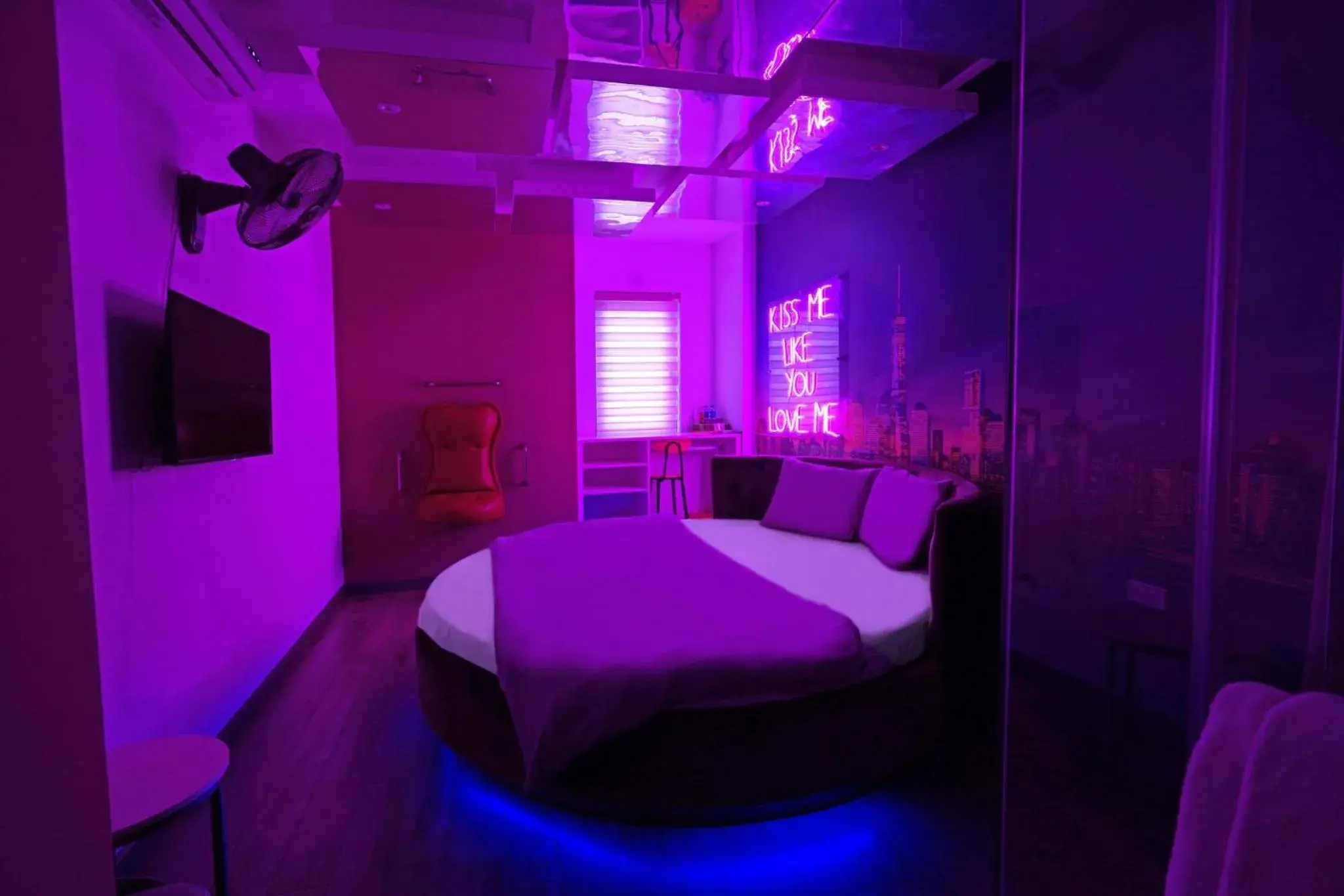 Bed in 69 Boutique by Minova Bed in 69 Boutique by Minova