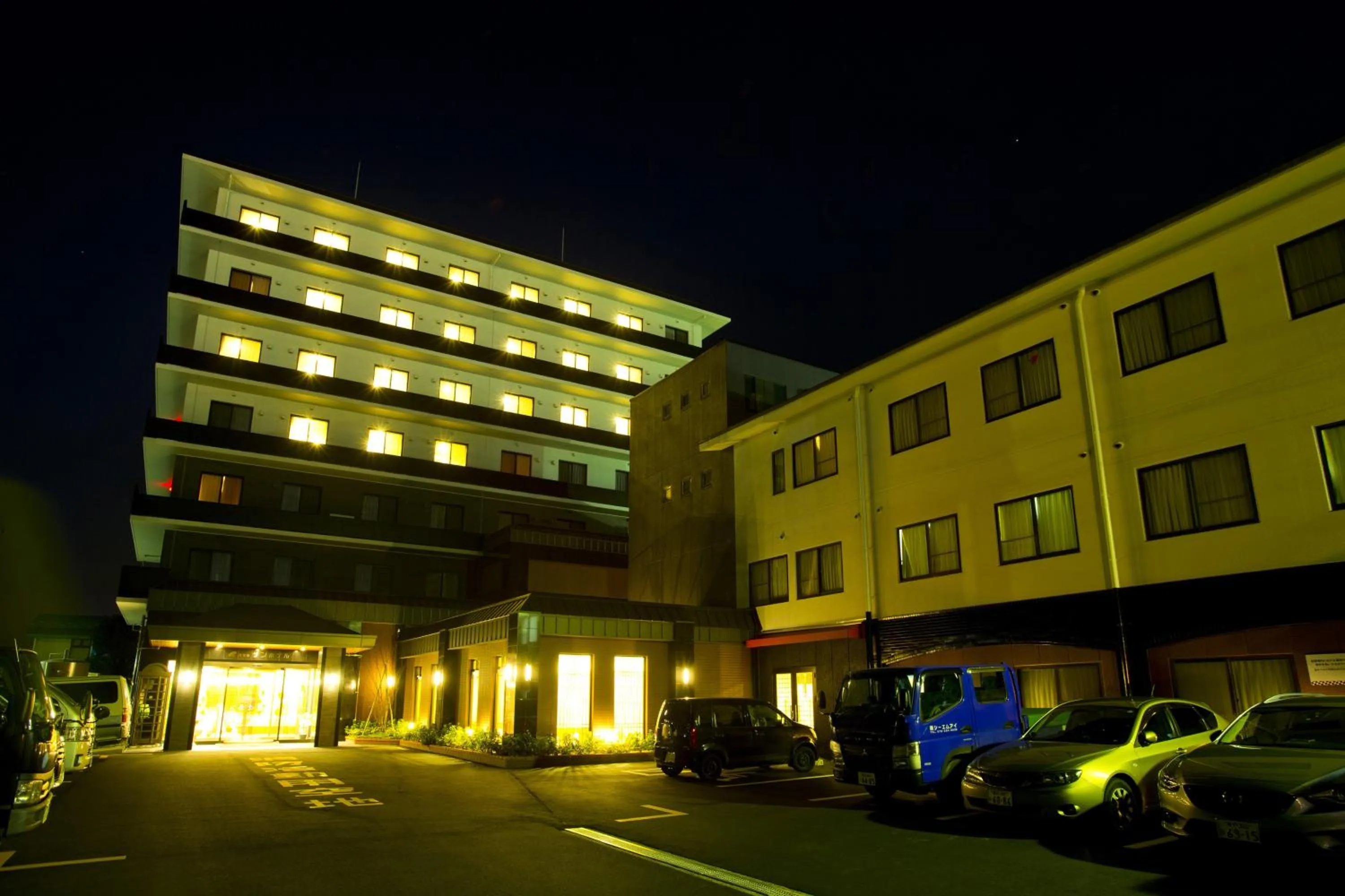Facade/entrance in Fukuchiyama Sun Hotel