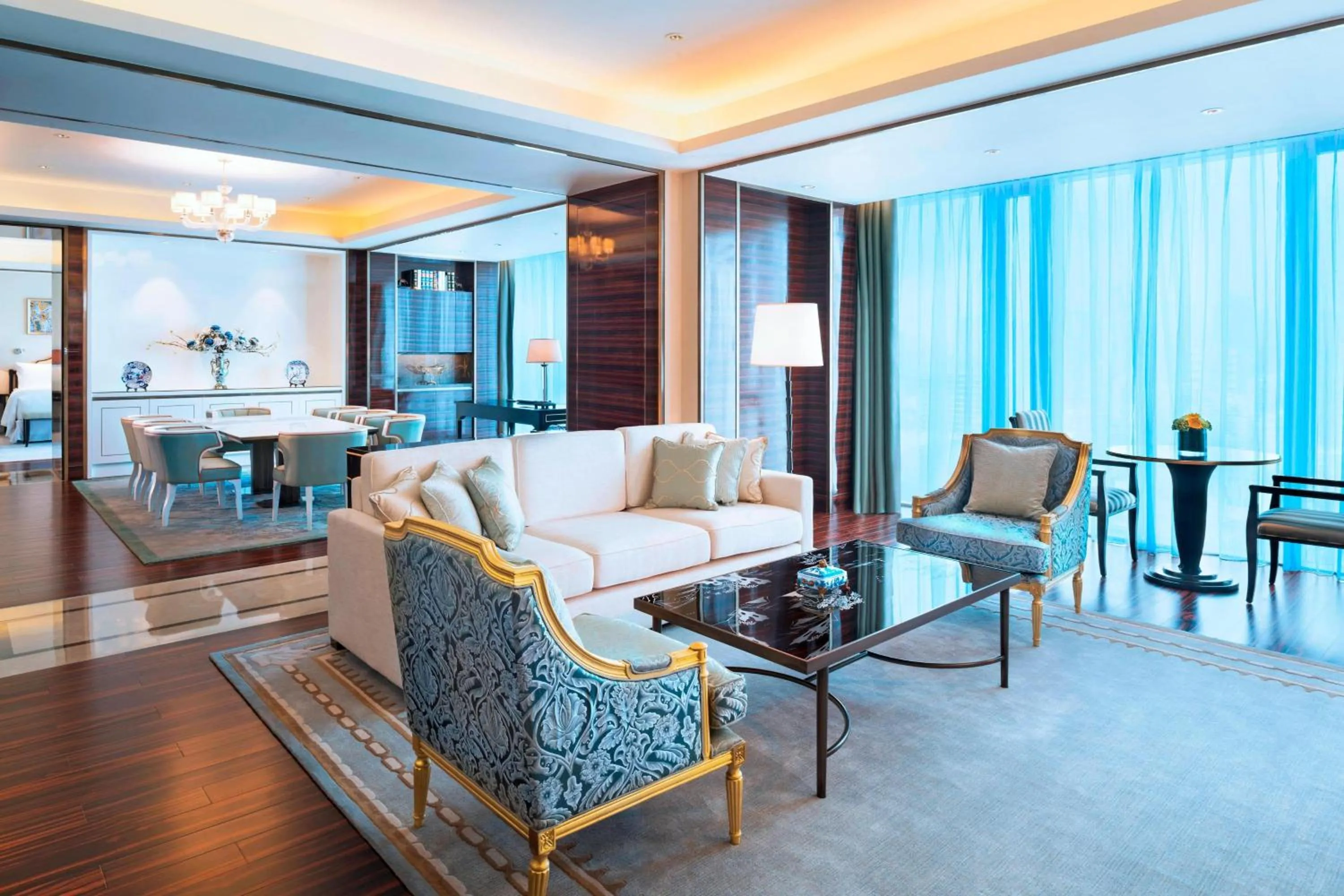 Living room in The Azure Qiantang, a Luxury Collection Hotel, Hangzhou