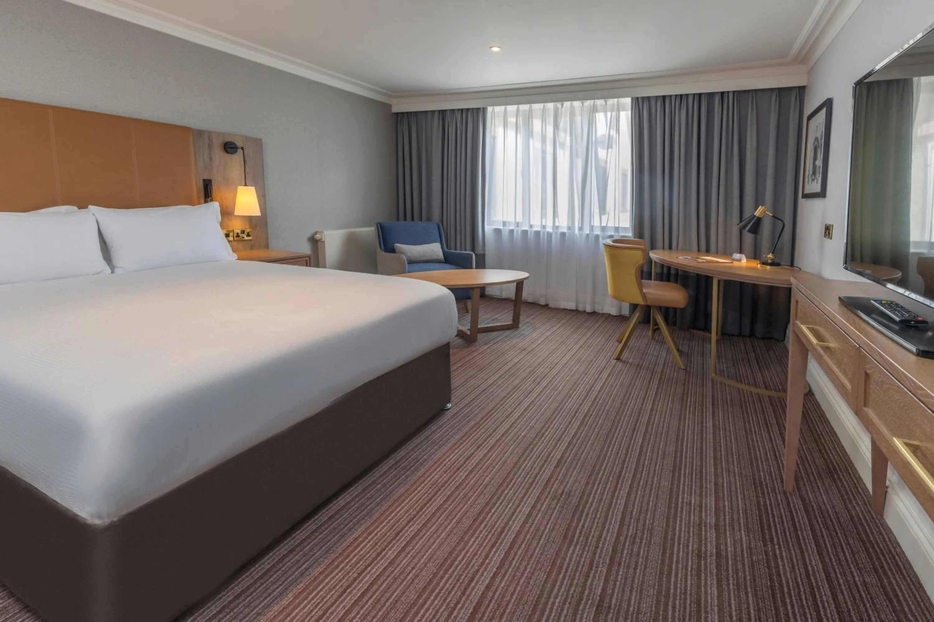 Bed in Oxford Belfry Hotel & Spa