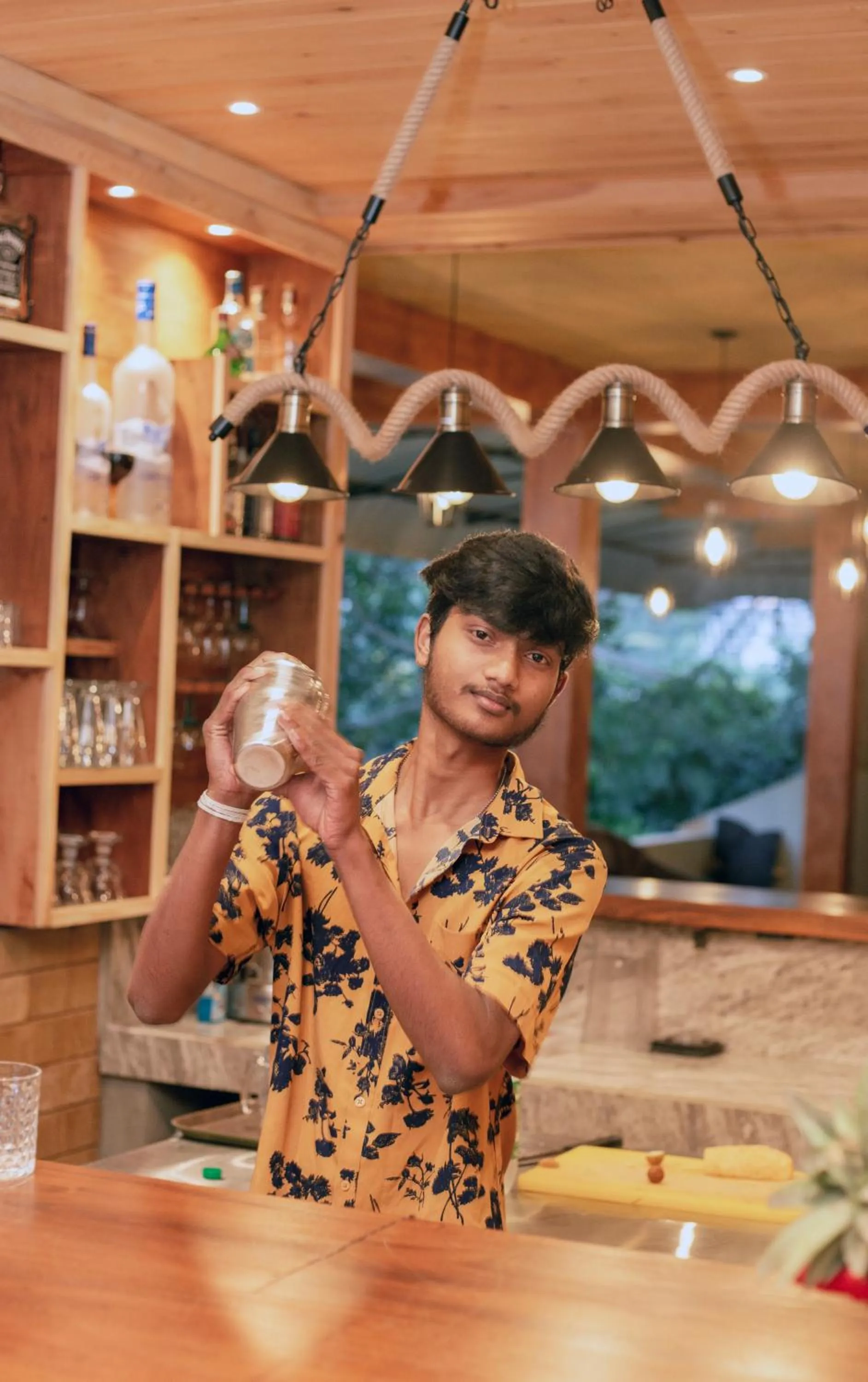 Restaurant/places to eat in Green Hill