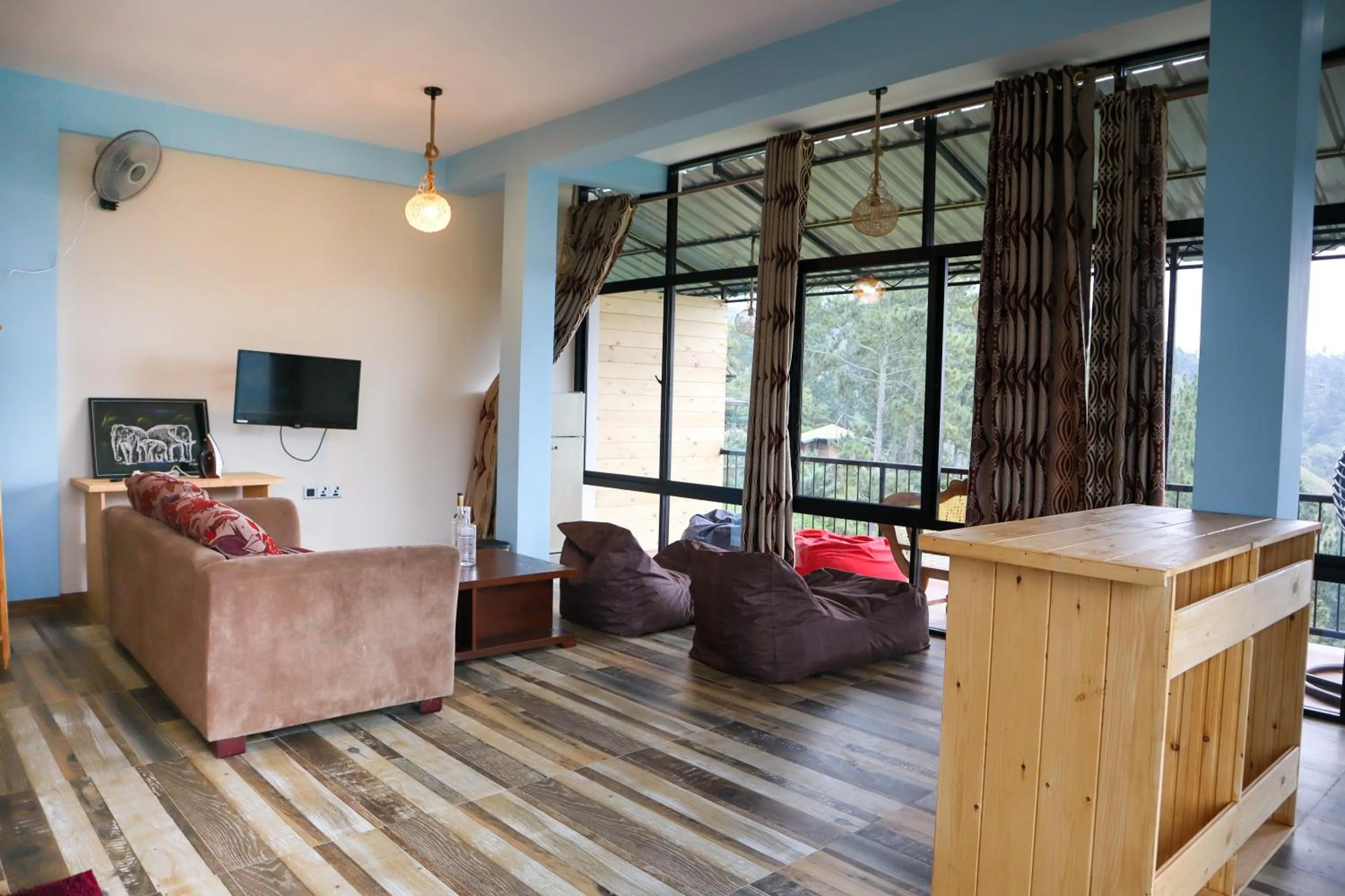 Seating area in Green Hill