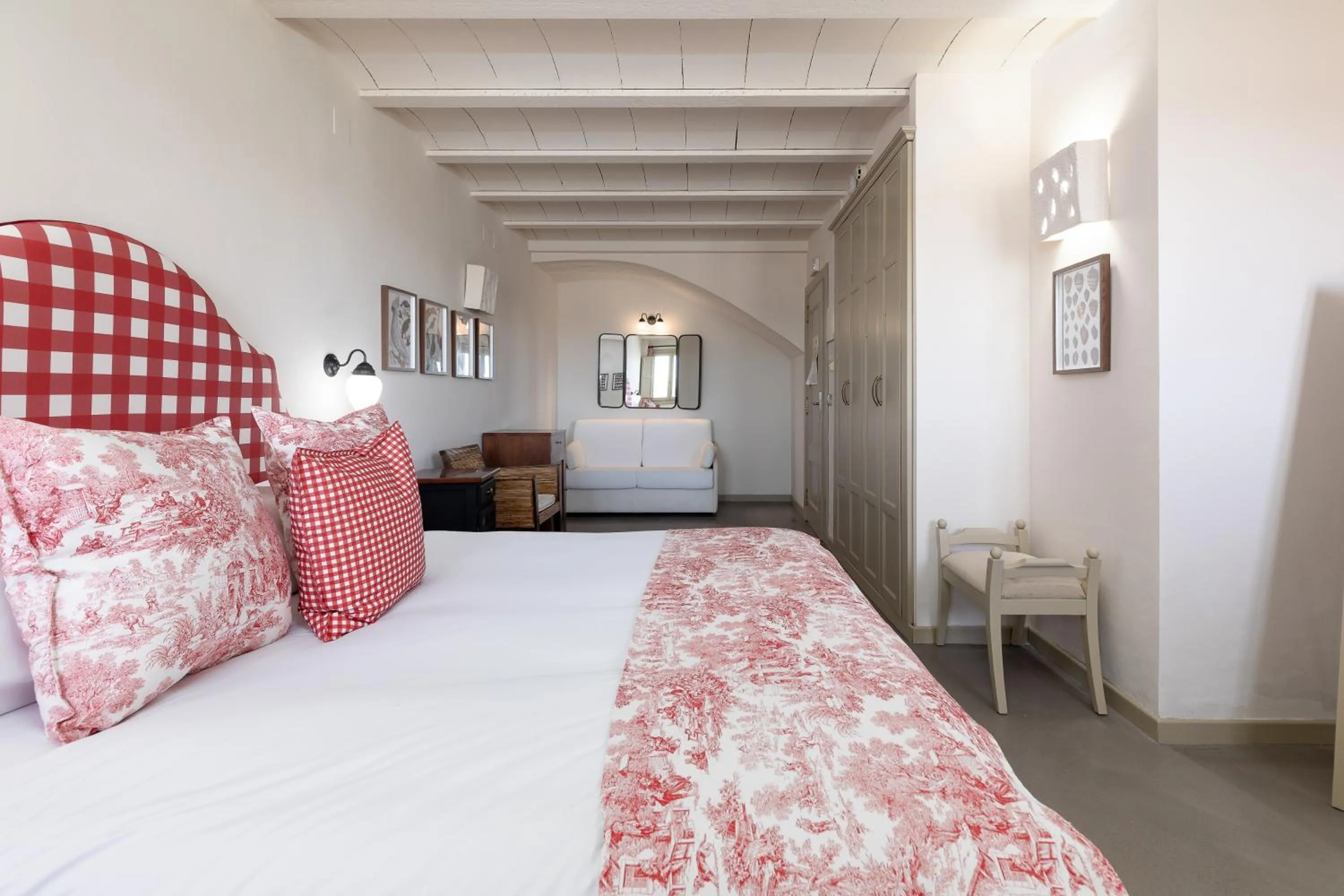 Bed in Maison Muralleta B&B