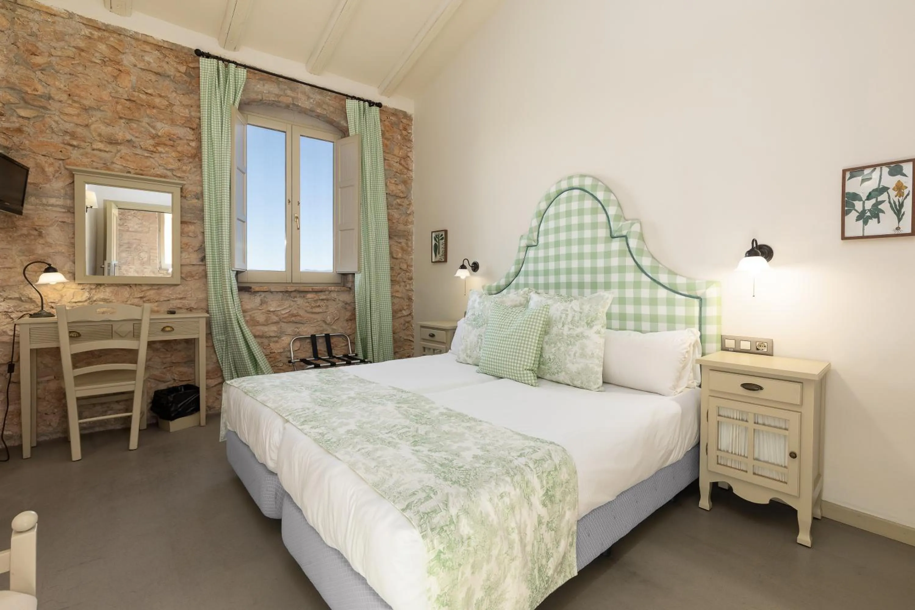 Bed in Maison Muralleta B&B