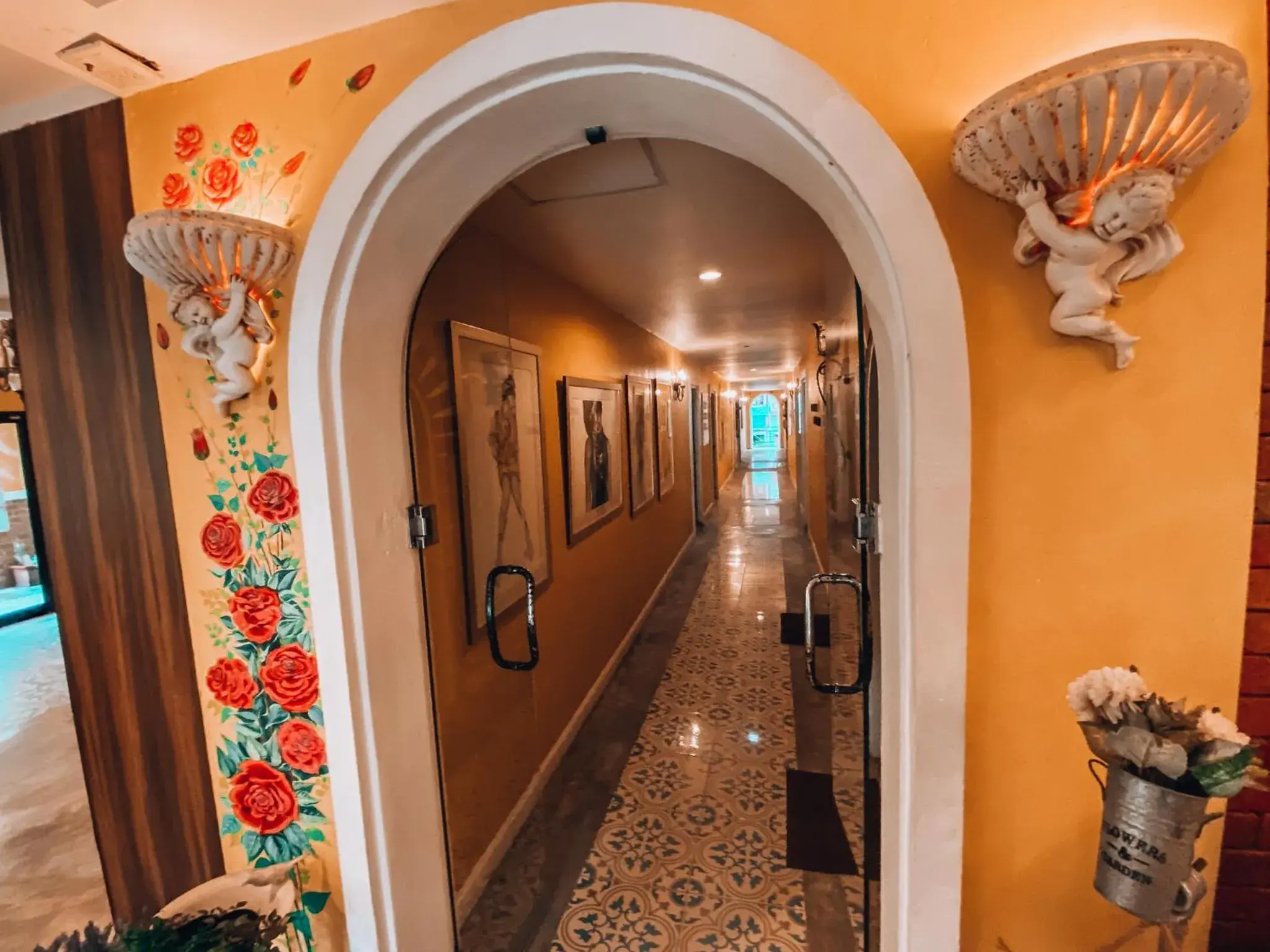 Inner courtyard view in The Castello Resort Inner courtyard view in The Castello Resort