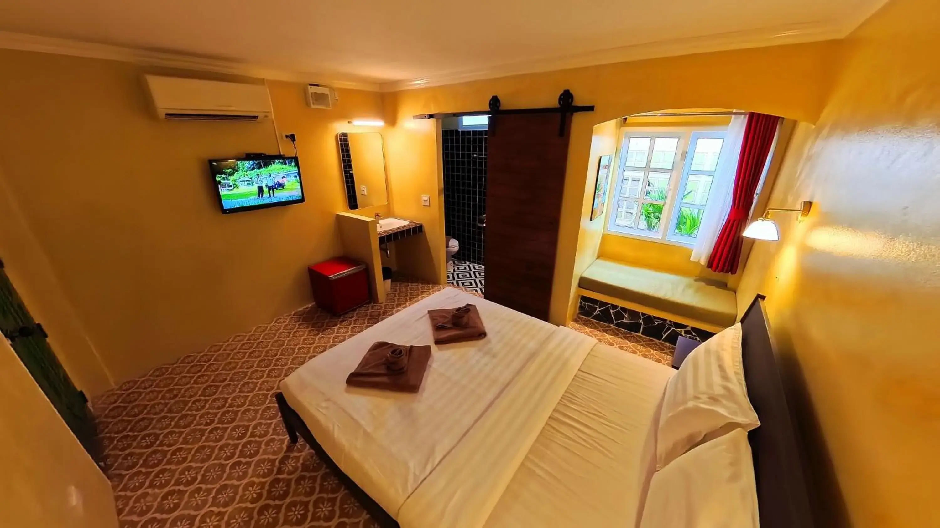 Photo of the whole room, Bed in The Castello Resort Photo of the whole room, Bed in The Castello Resort