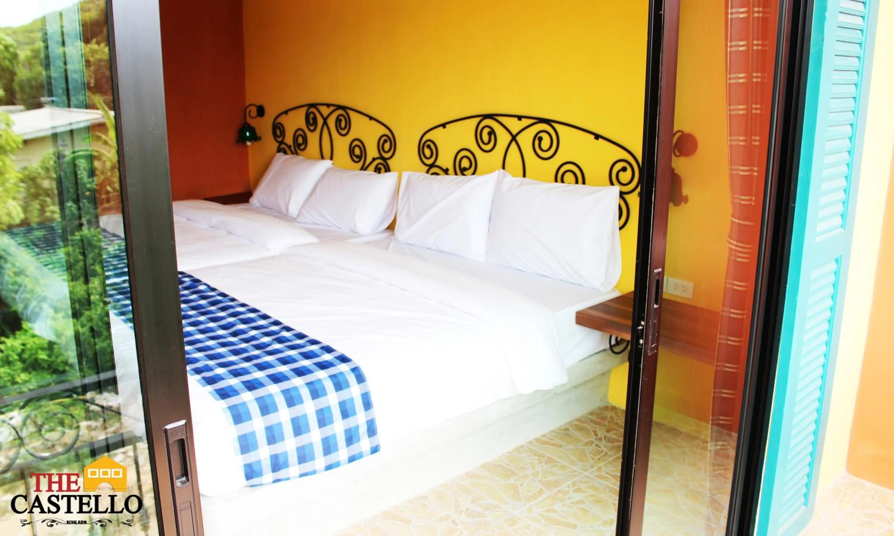 Bedroom, Bed in The Castello Resort