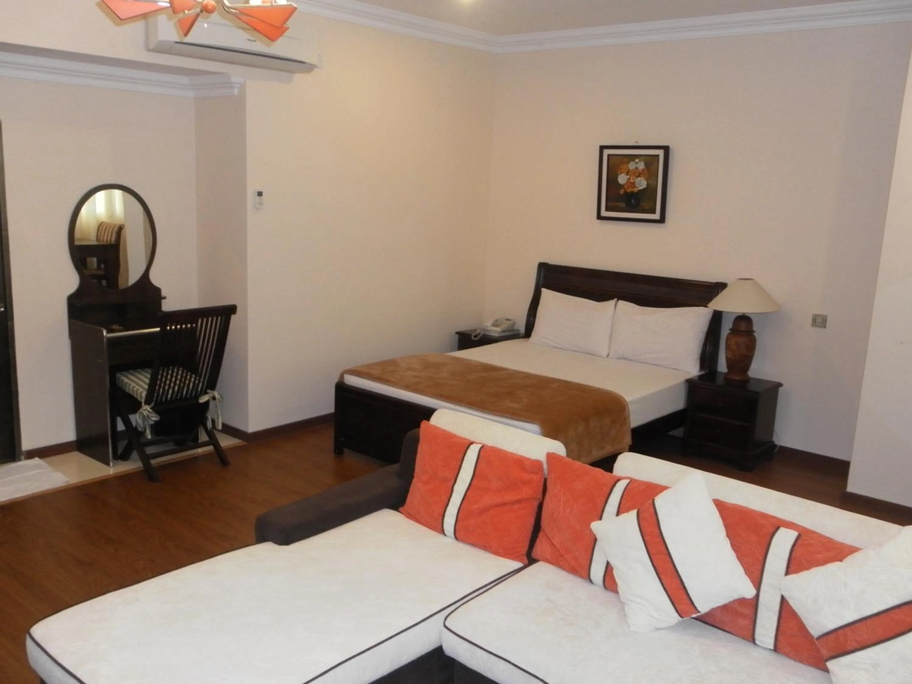 Bedroom in Jeruton Hotel