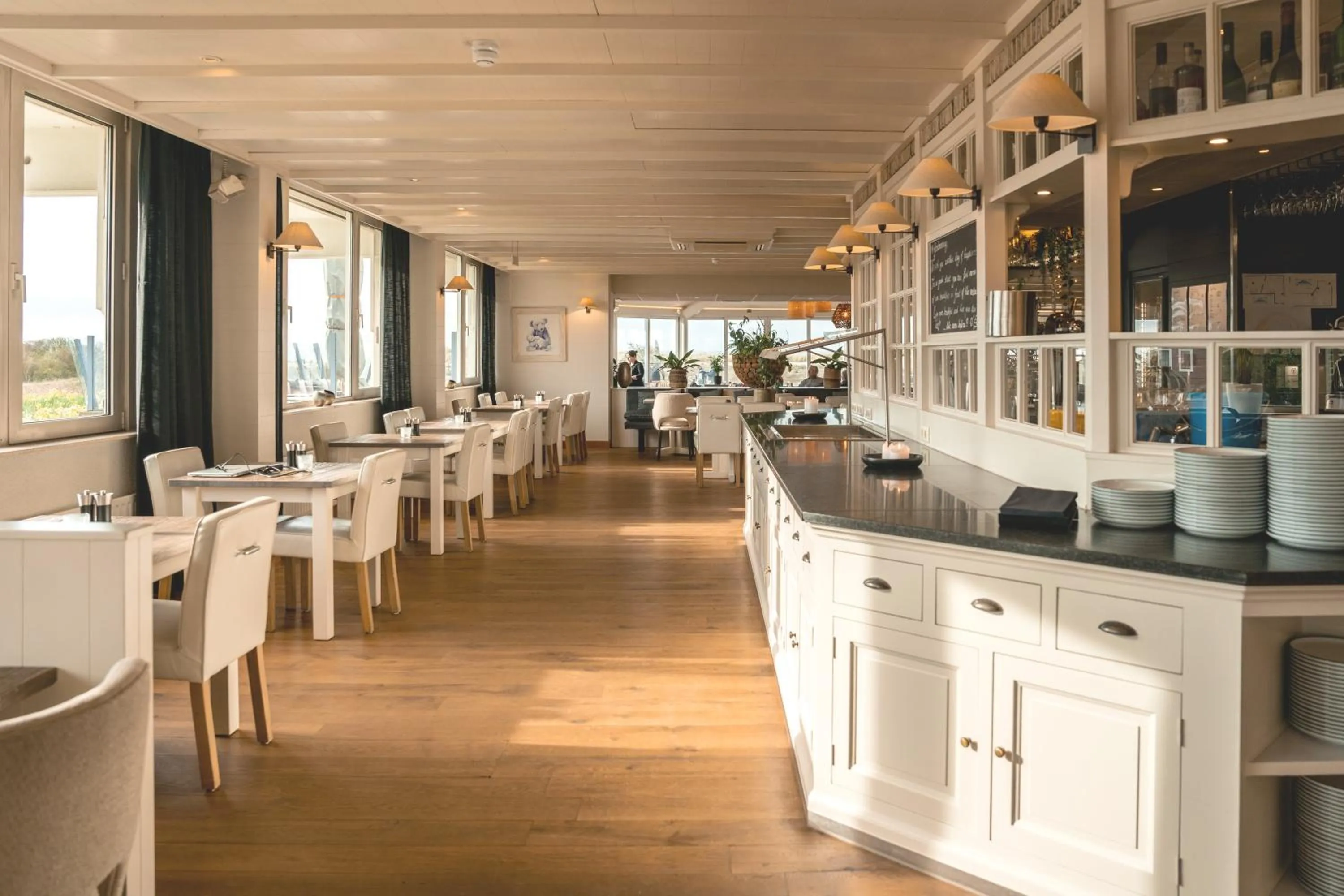 Restaurant/places to eat in Noordzee, Hotel & Spa