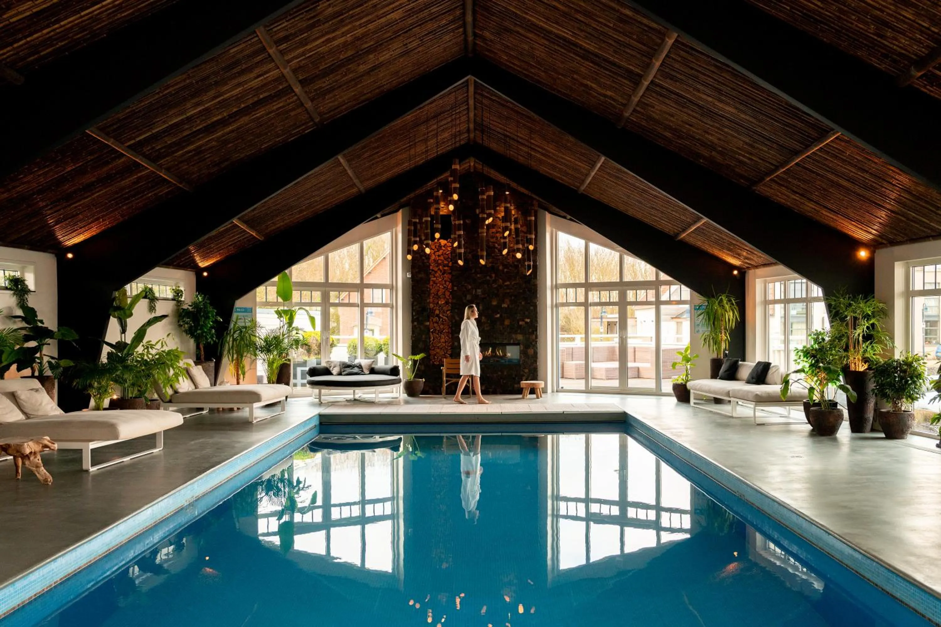 Swimming pool in Noordzee, Hotel & Spa