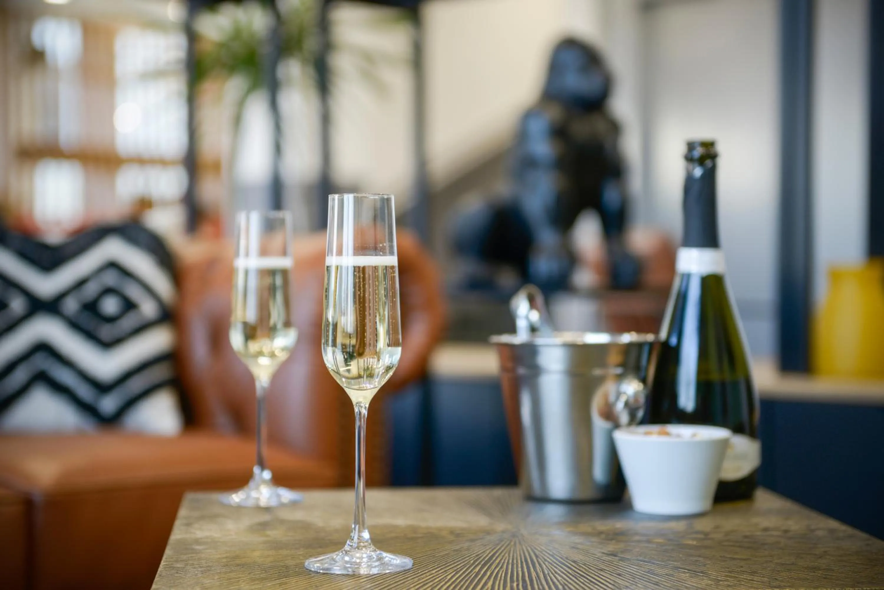 Lounge or bar in The Originals Residence, Le Wax, Lille Est