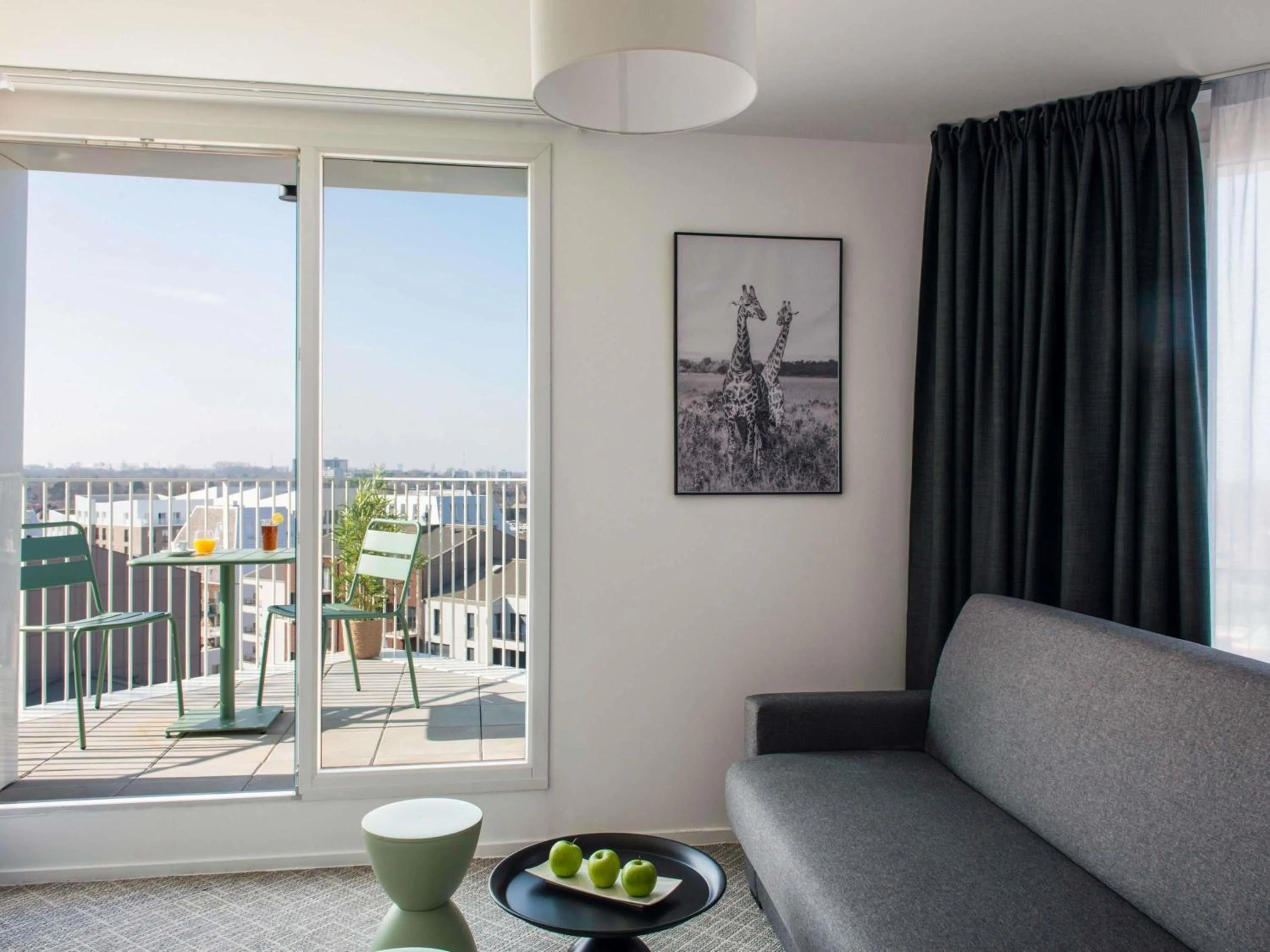 Bedroom in Aparthotel Adagio Access Lille Villeneuve-d'Ascq