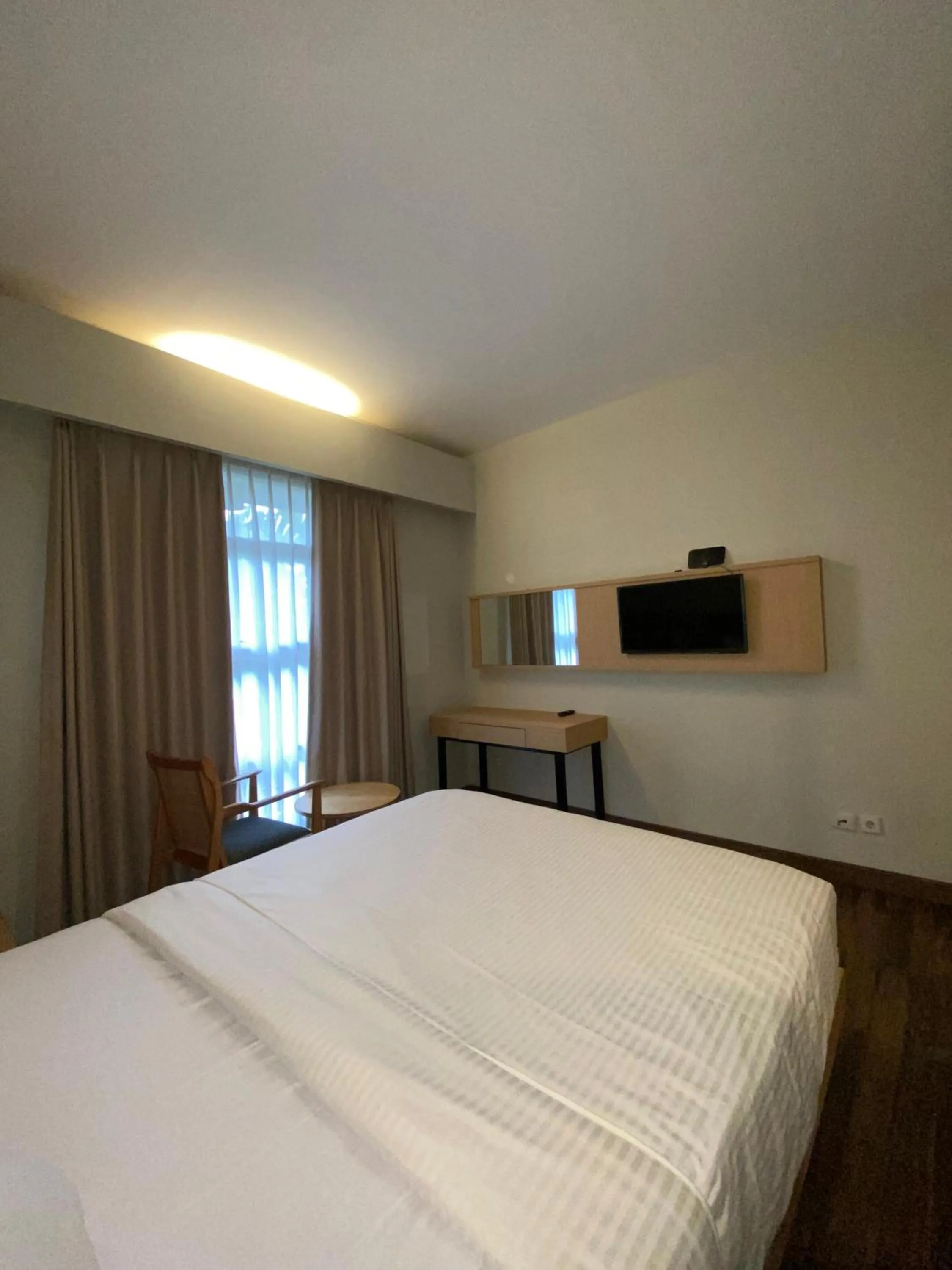 View (from property/room), Bed in Regato Suites