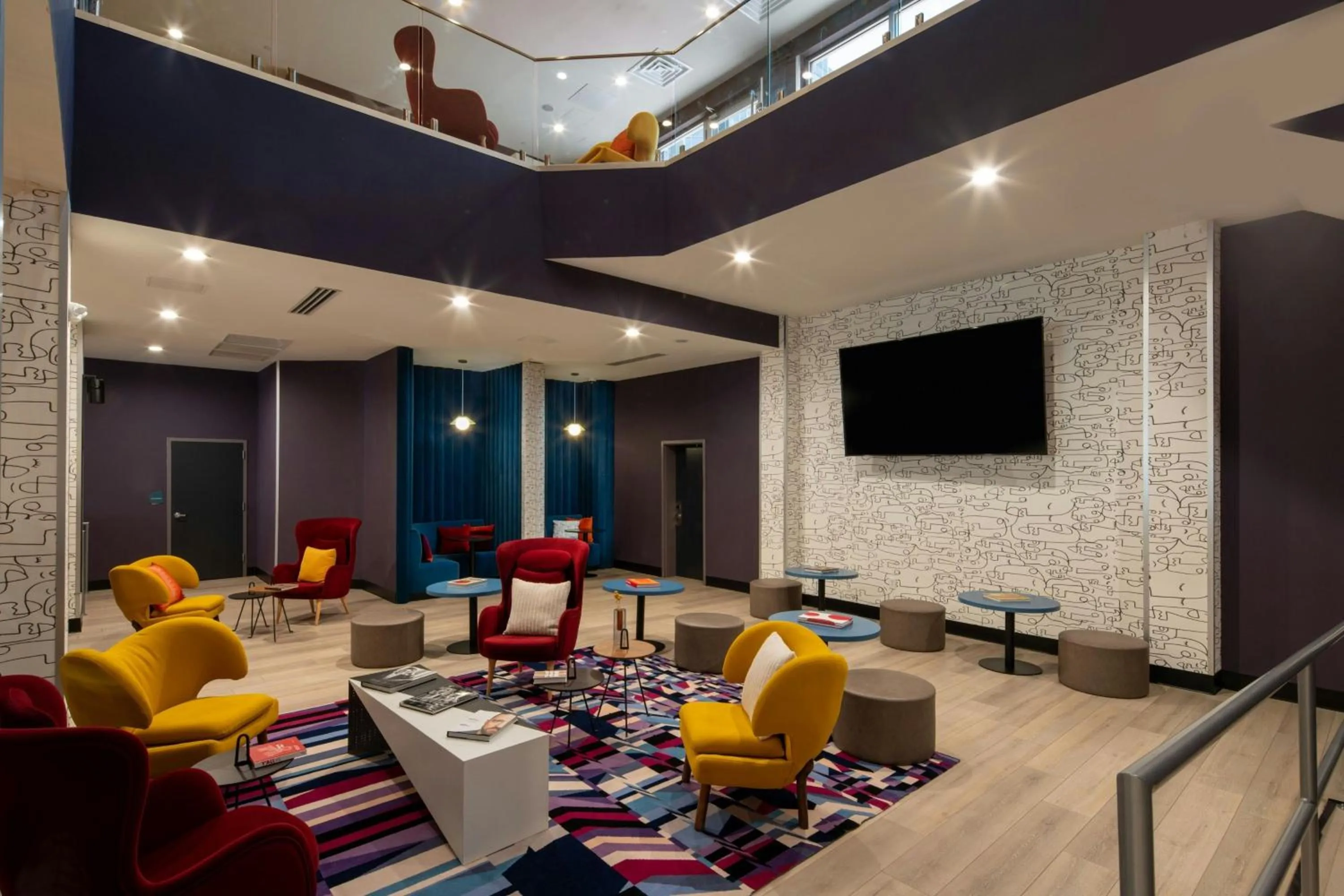 Restaurant/places to eat in Aloft Memphis Downtown