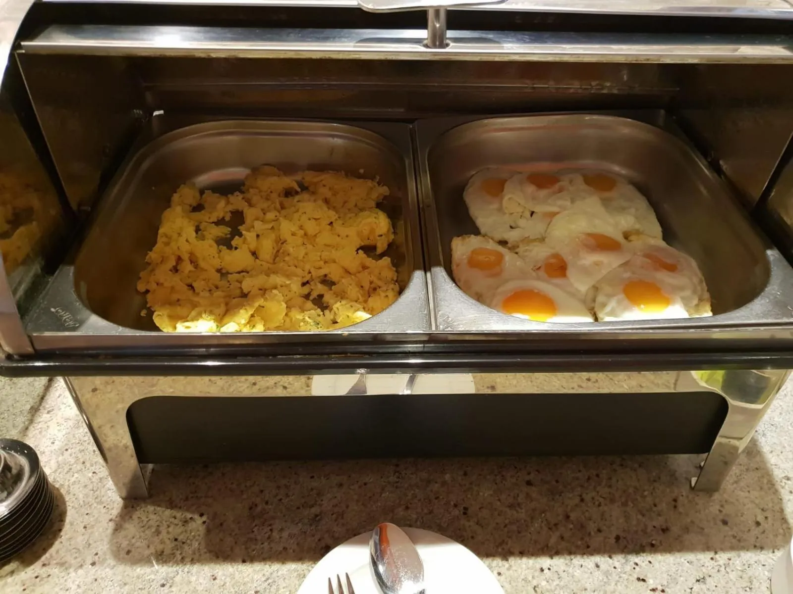 Breakfast in Hotel zum Goldenen Wagen