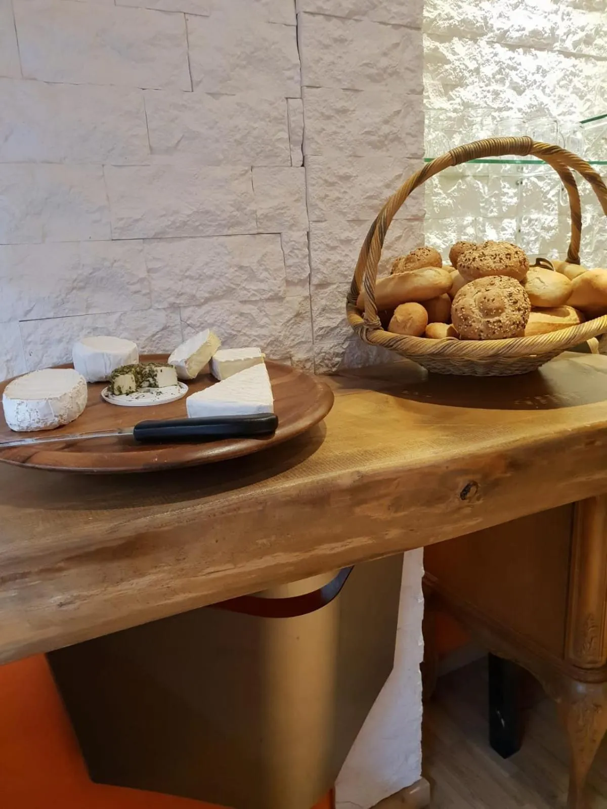 Breakfast in Hotel zum Goldenen Wagen