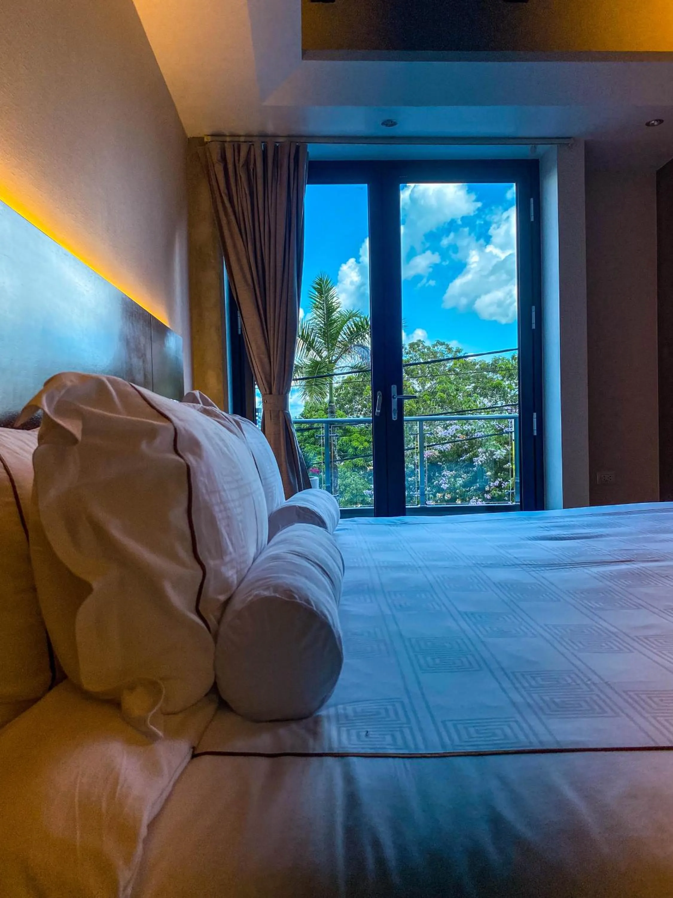 Photo of the whole room, Bed in Hotel de Turistas Iquitos