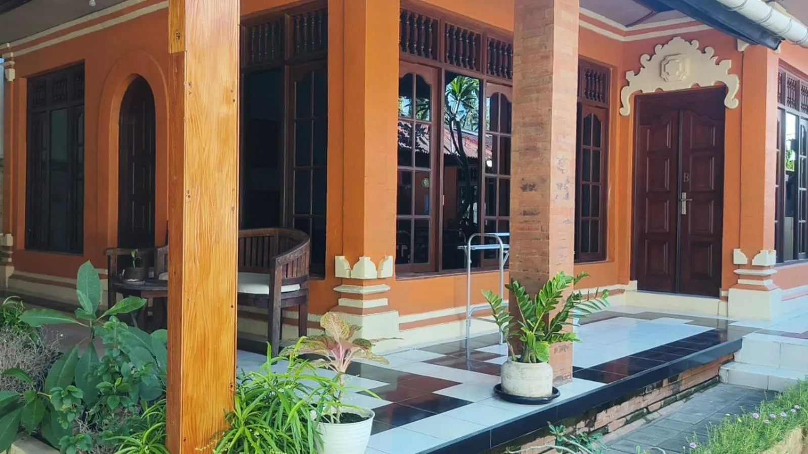 Patio in Keyani Bungalows Lovina