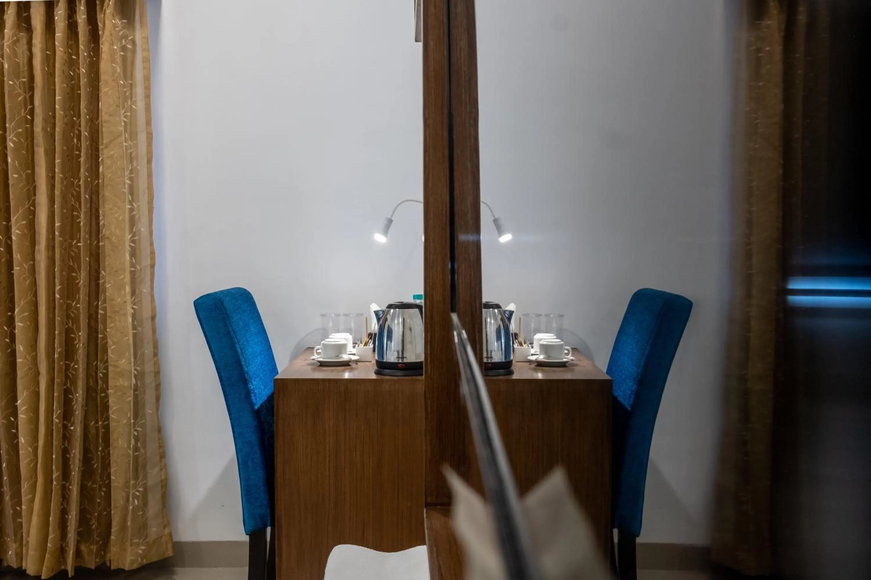 Dining area in La Woods Village Resort