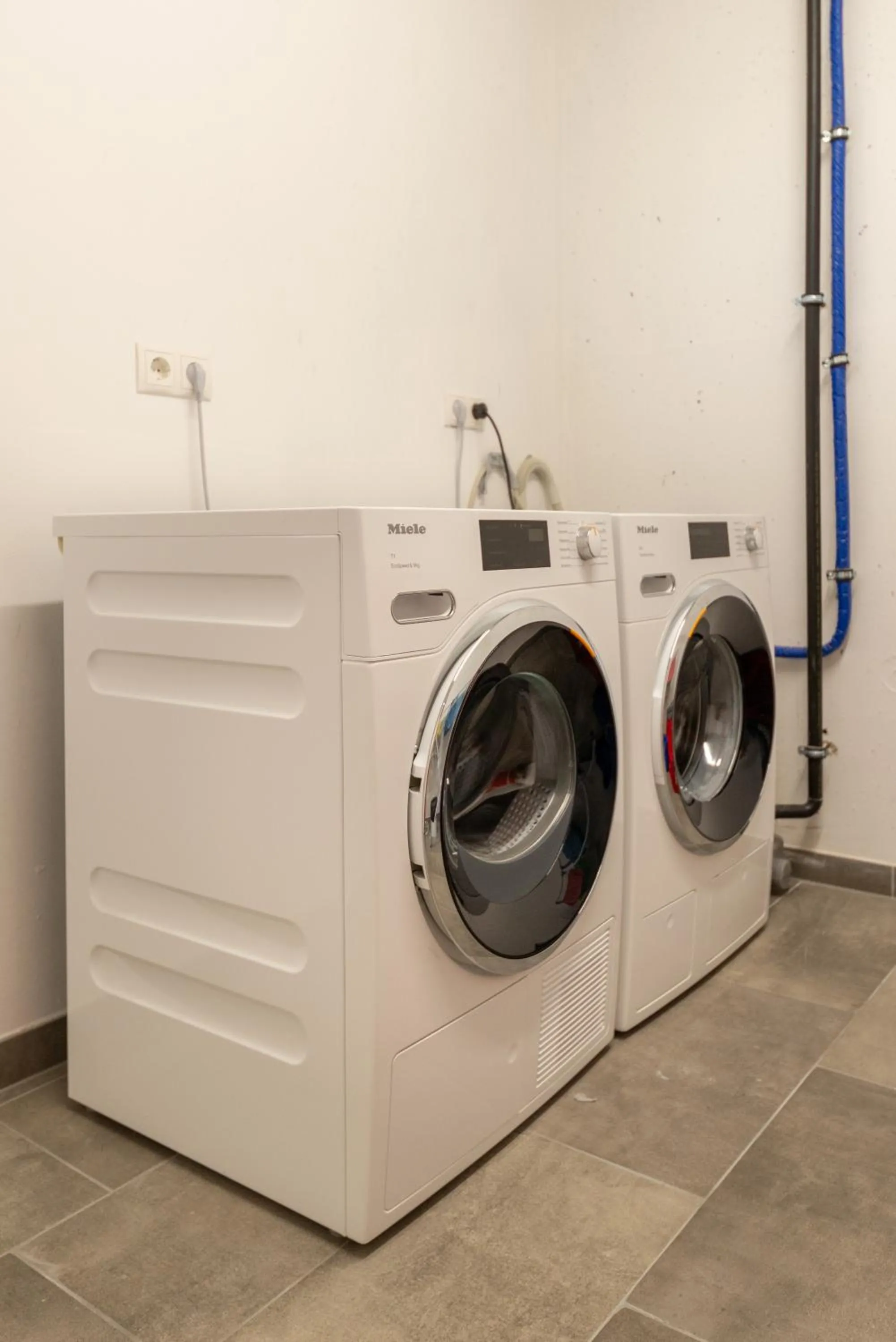 washing machine in Hotel Novapart stay smart
