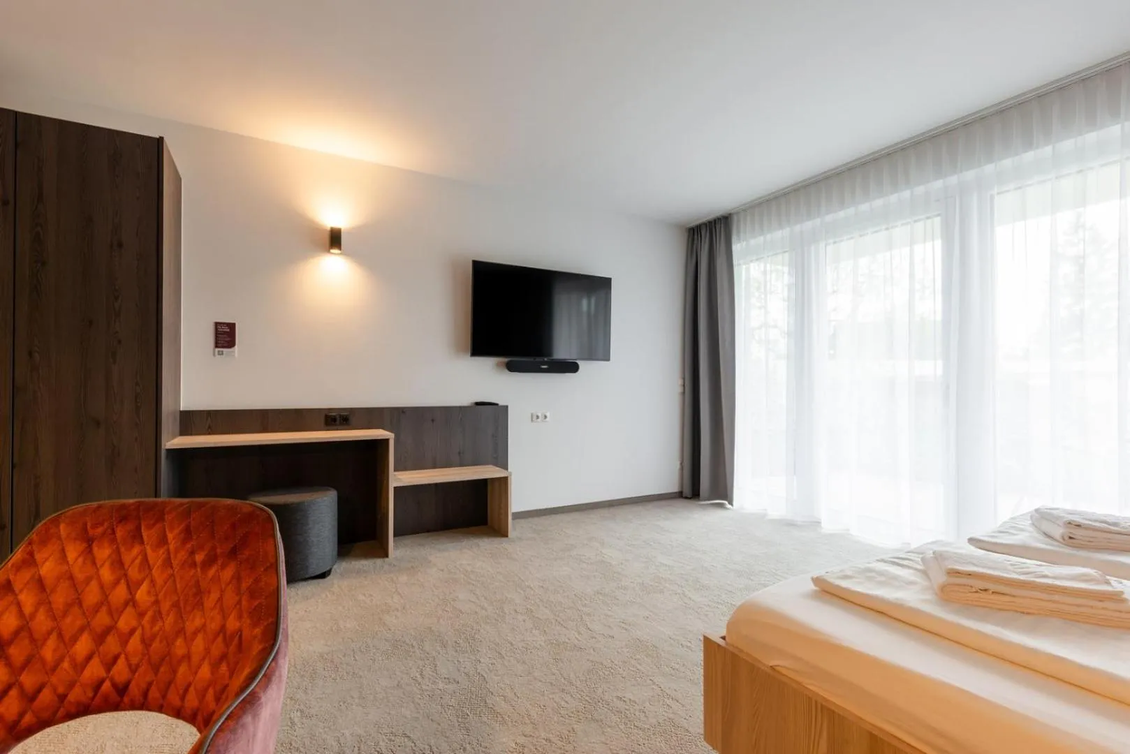 TV and multimedia in Hotel Novapart stay smart