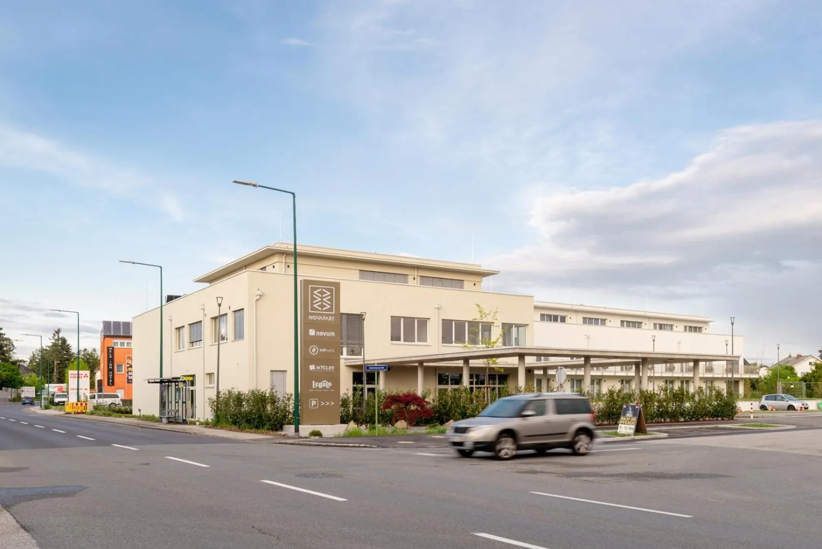 Property building in Hotel Novapart stay smart