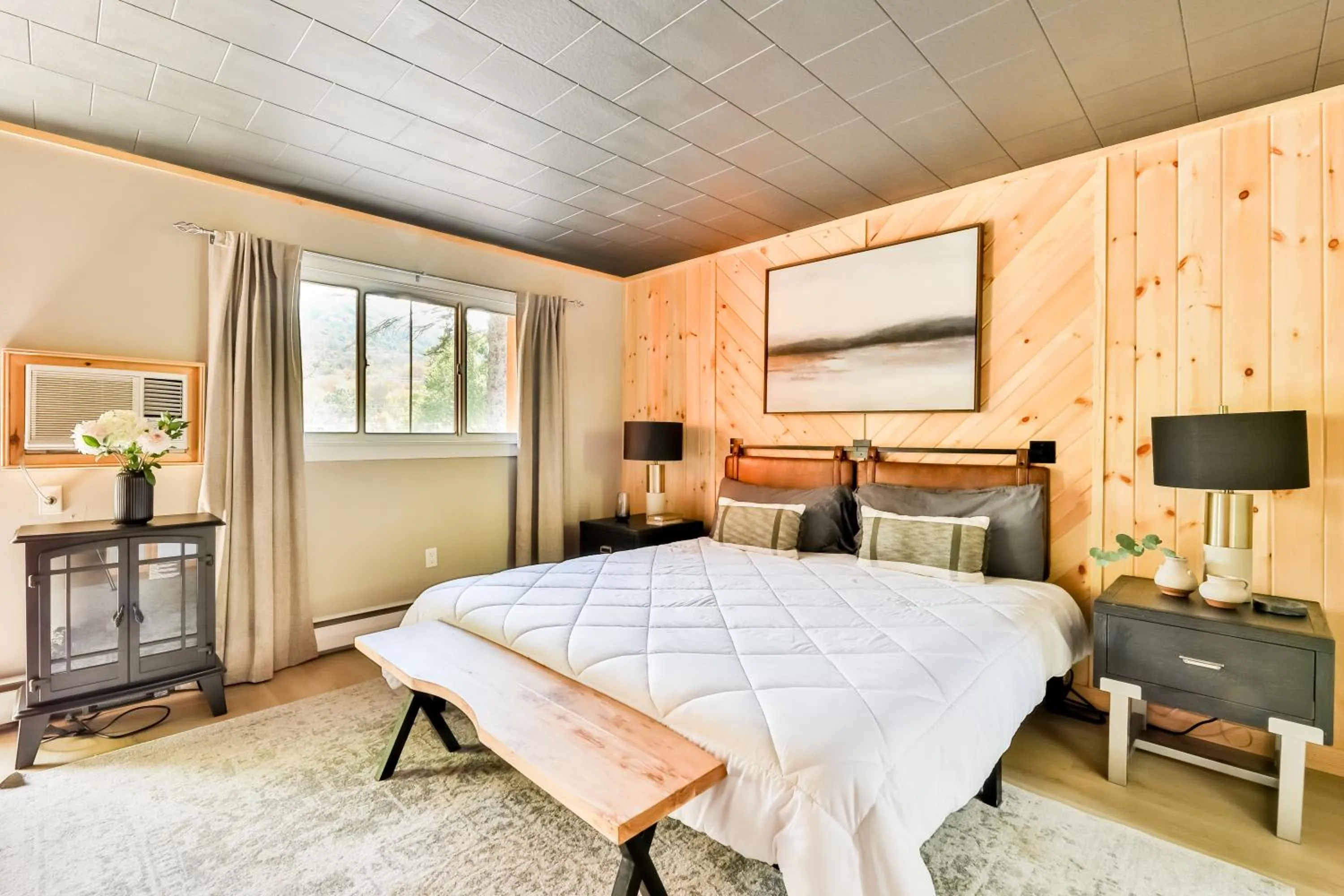 Bed in Matterhorns Hunter Lodge