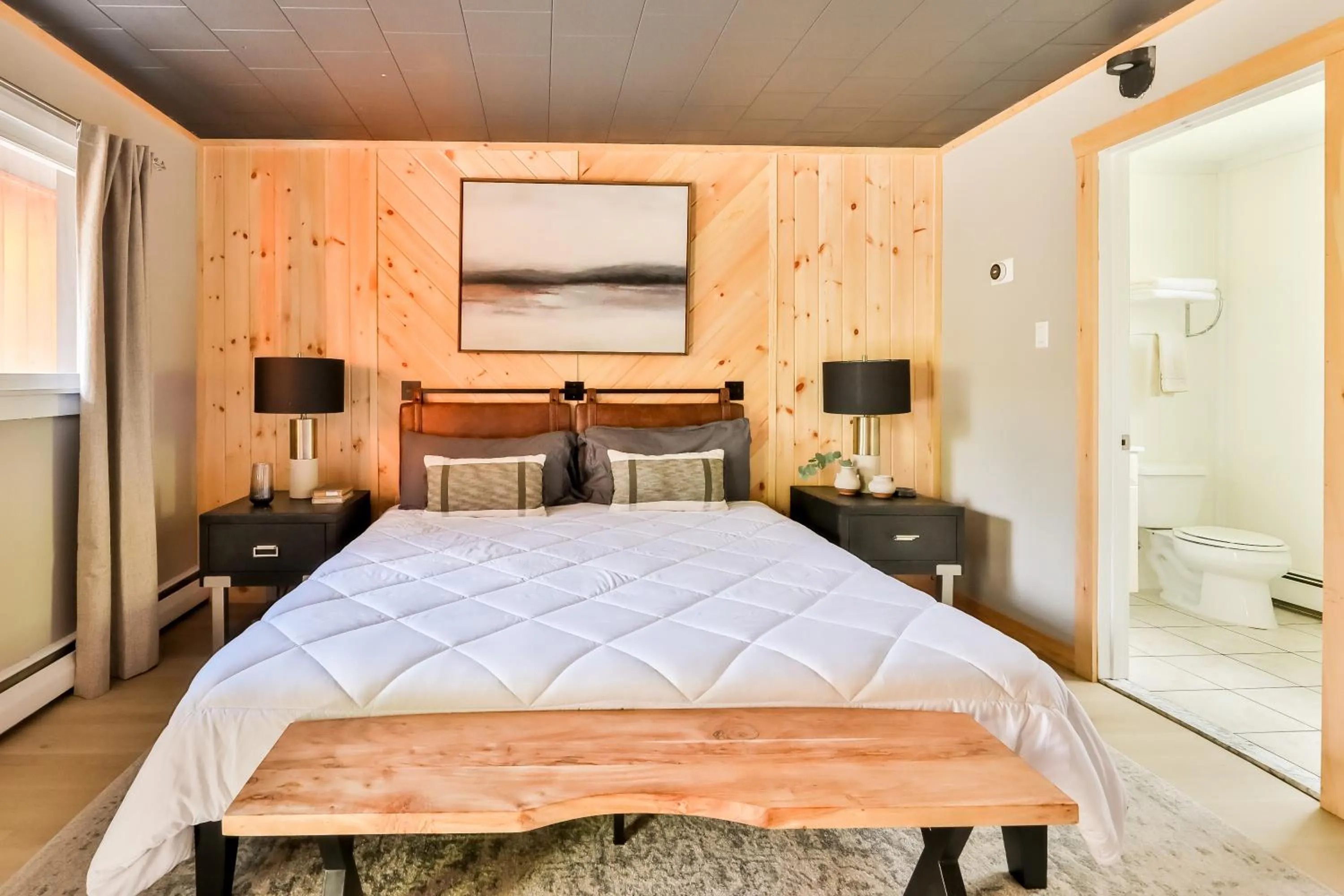 Bed in Matterhorns Hunter Lodge