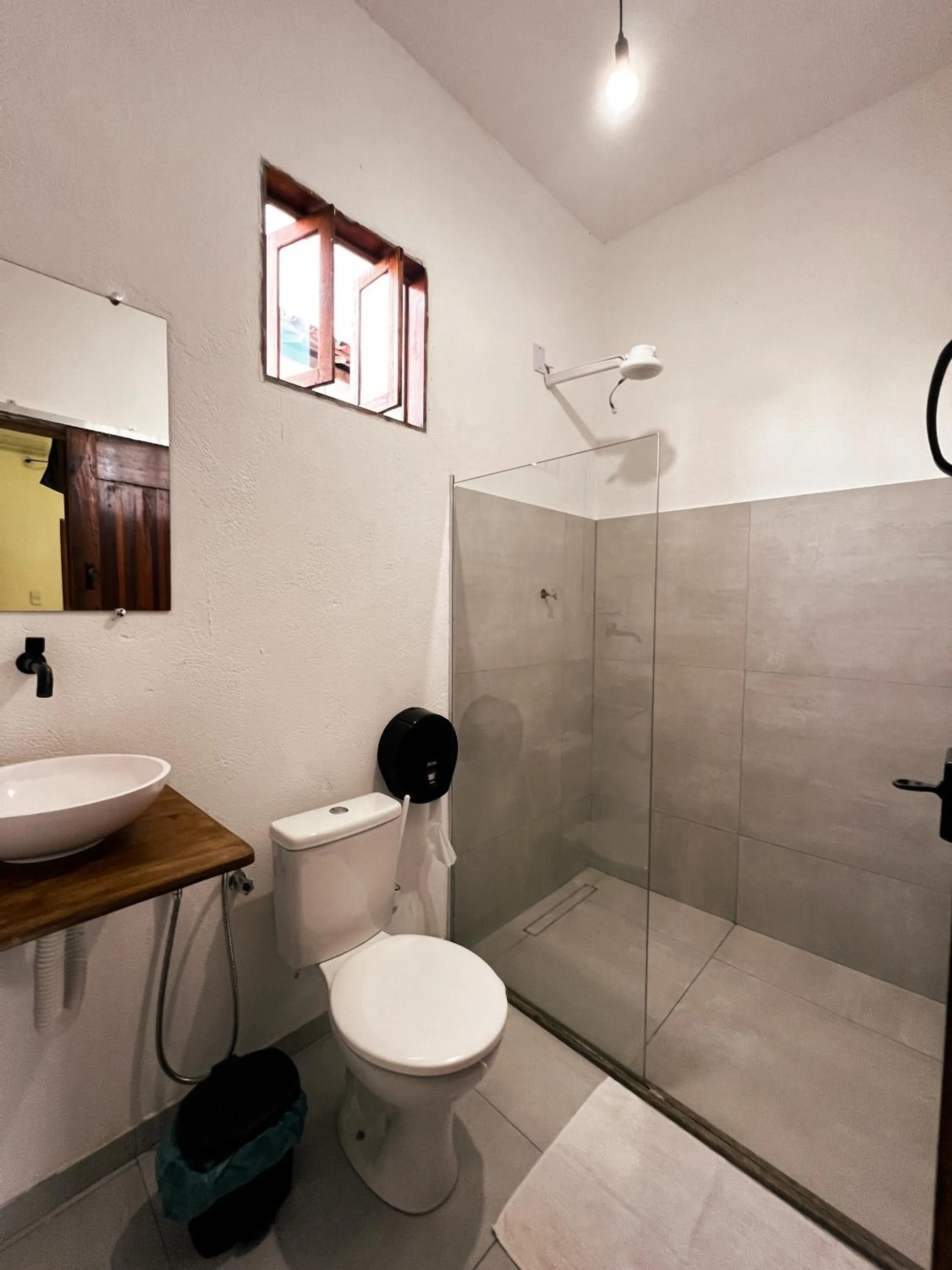 Single Bed in Female Dormitory Room in OXE hostel