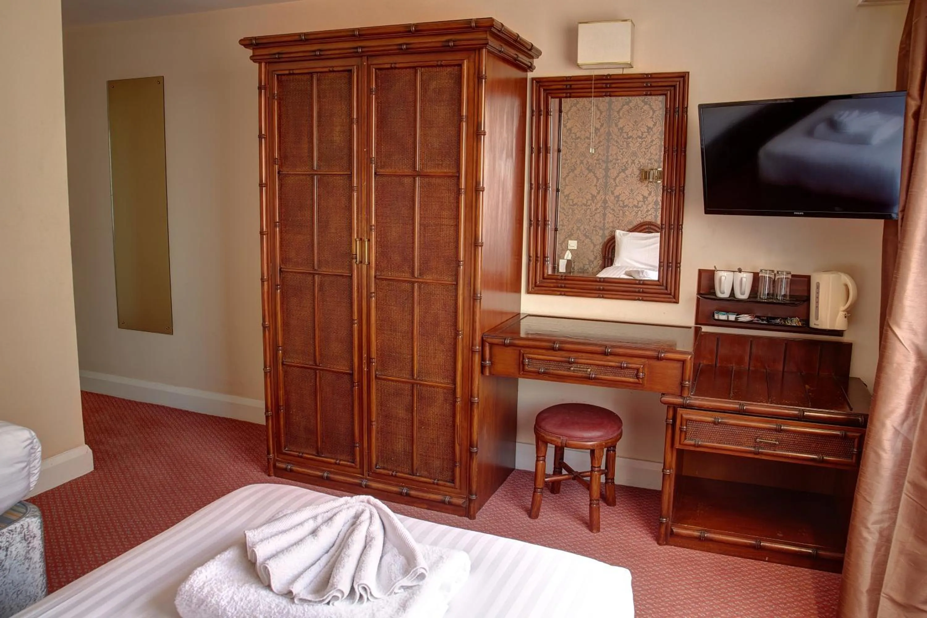 Bed in The Orwell Hotel