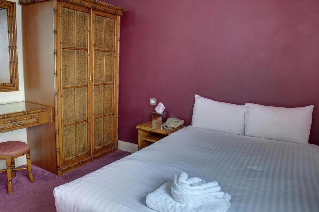 Bed in The Orwell Hotel