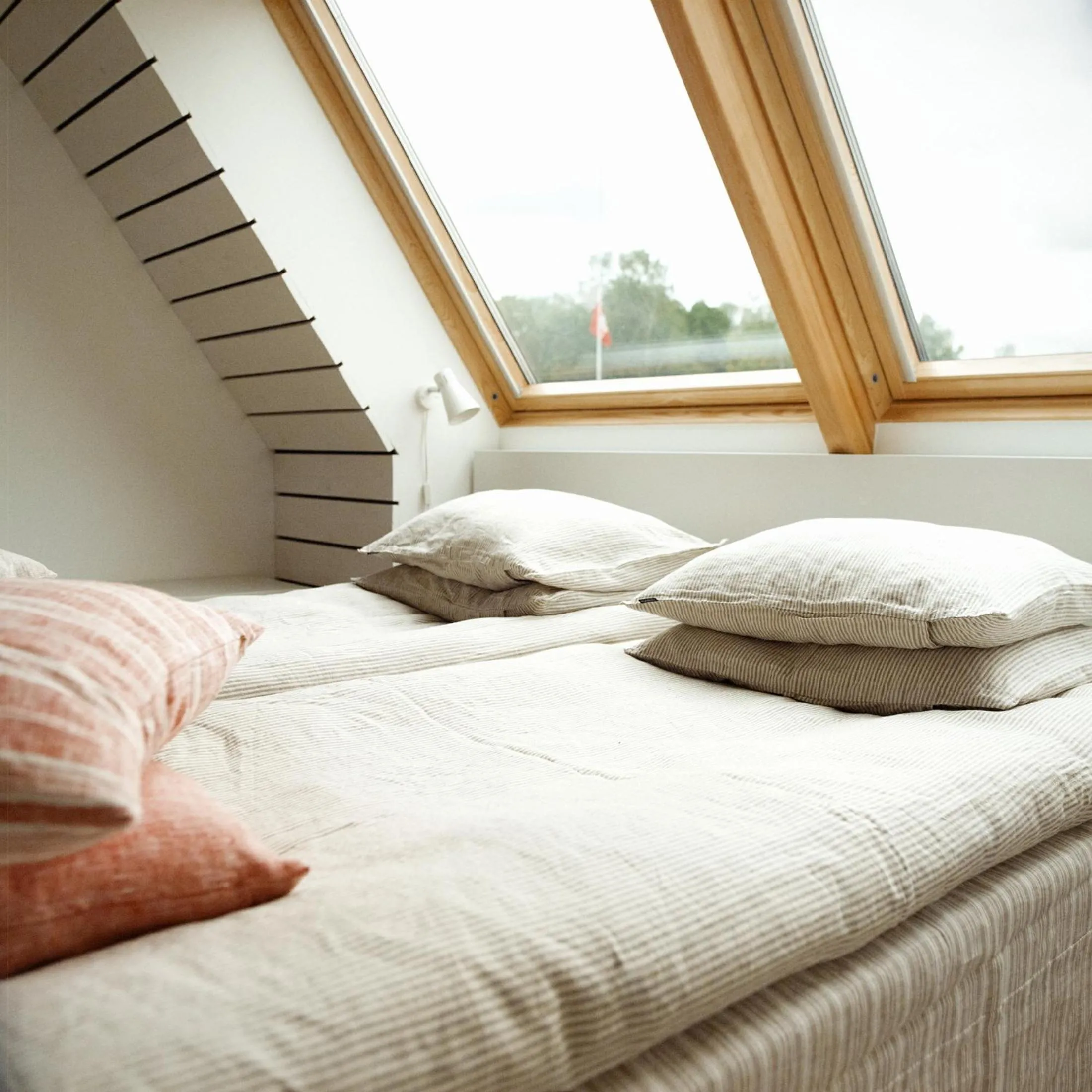 Bed in Domi Lini