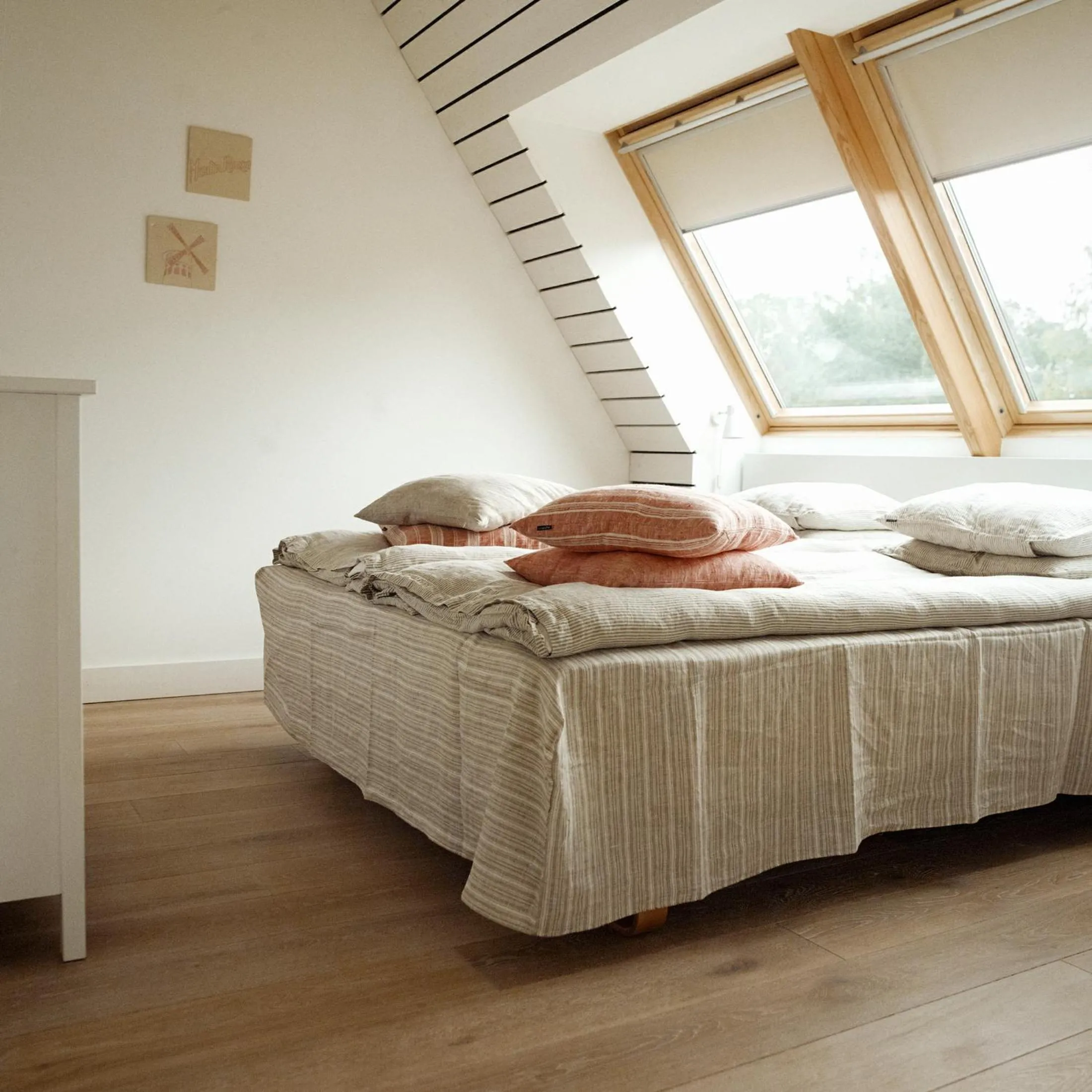 Bed in Domi Lini