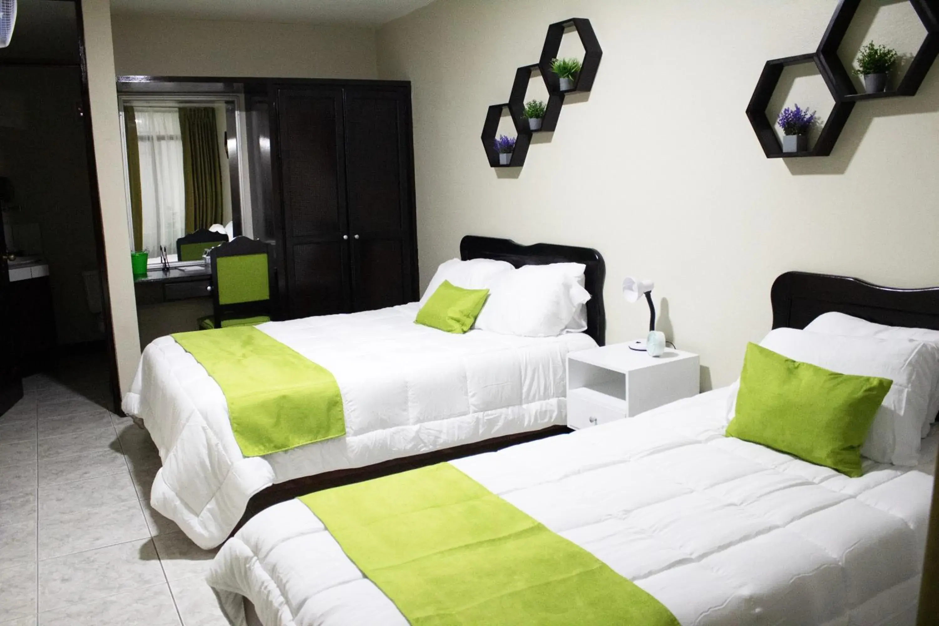 Double Room with Private Bathroom - single occupancy in Hotel América Heredia Double Room with Private Bathroom - single occupancy in Hotel América Heredia