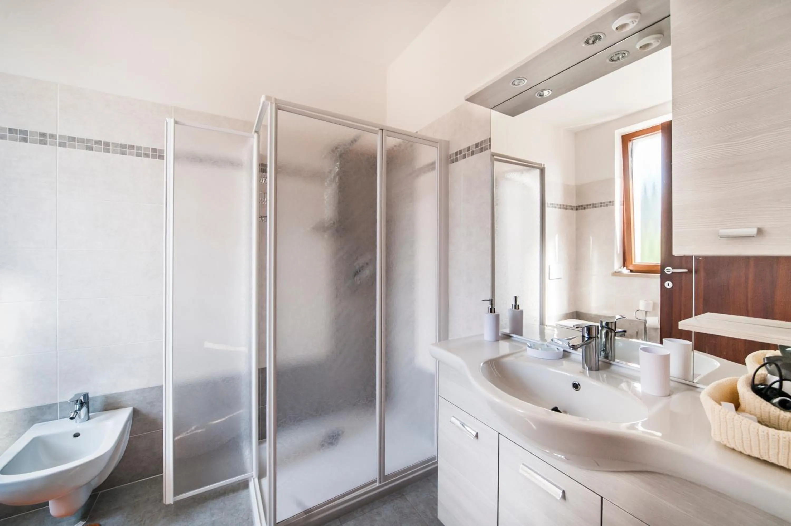 Shower in G&G Bed&Breakfast and apartments