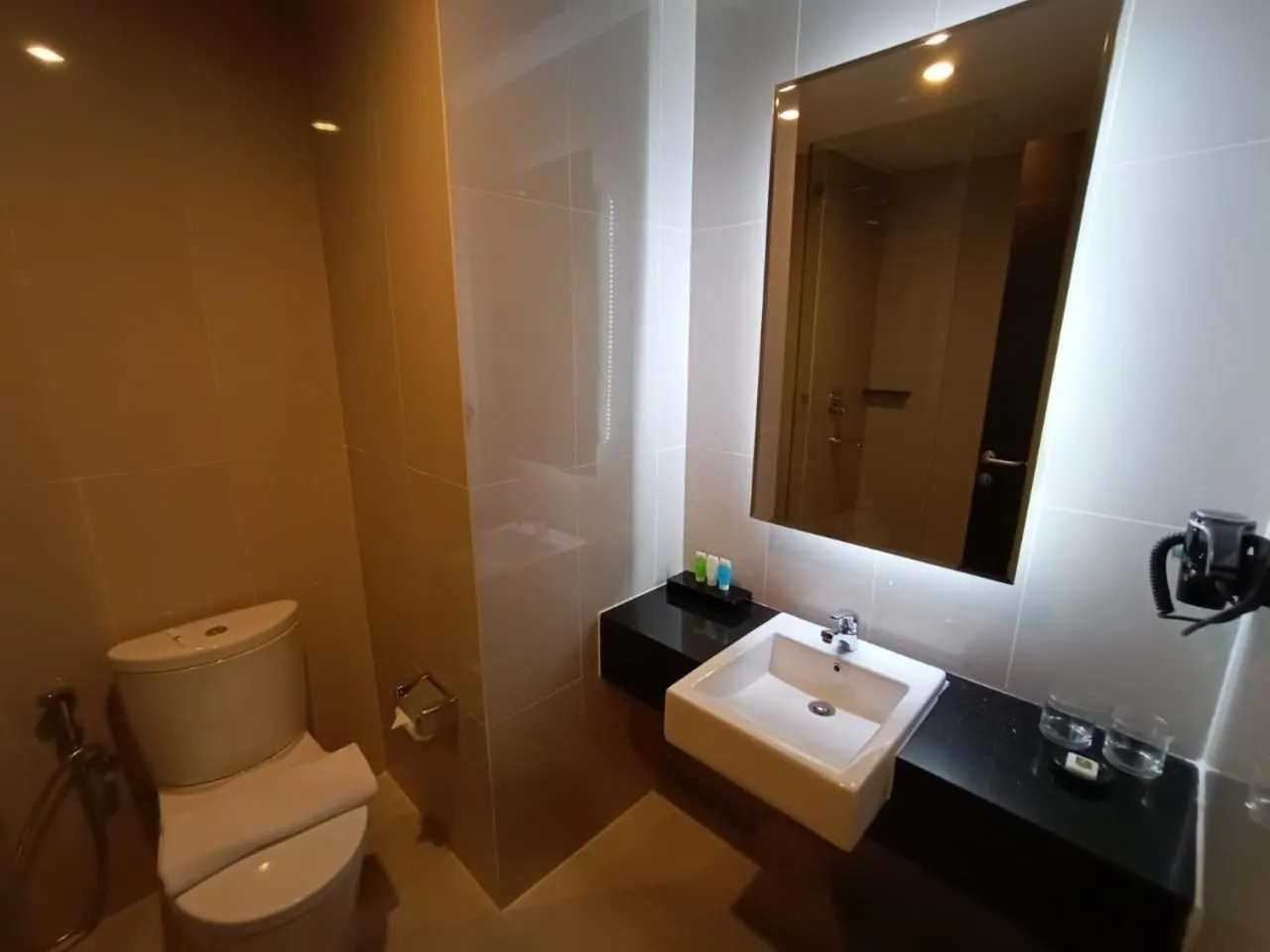 Bathroom in The Royale Krakatau