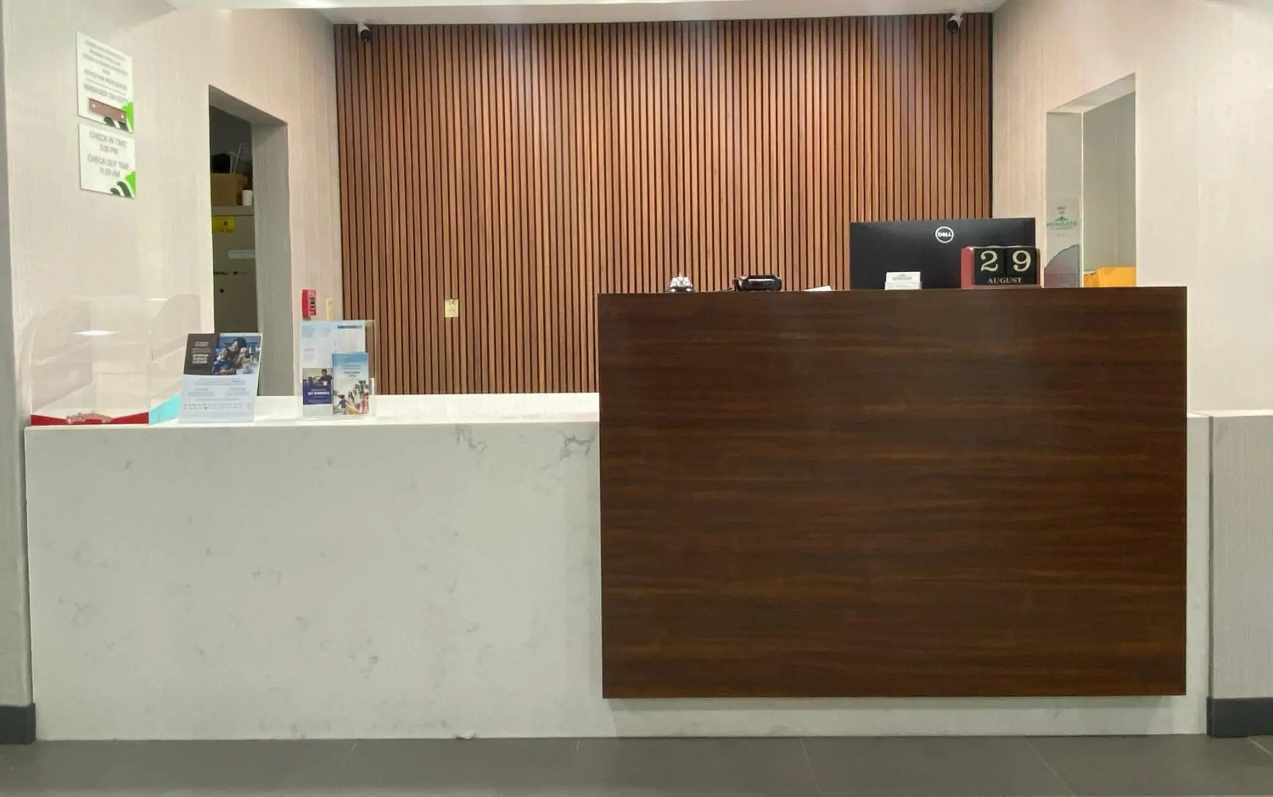 Lobby or reception in Wingate By Wyndham Mansfield Ontario Lobby or reception in Wingate By Wyndham Mansfield Ontario