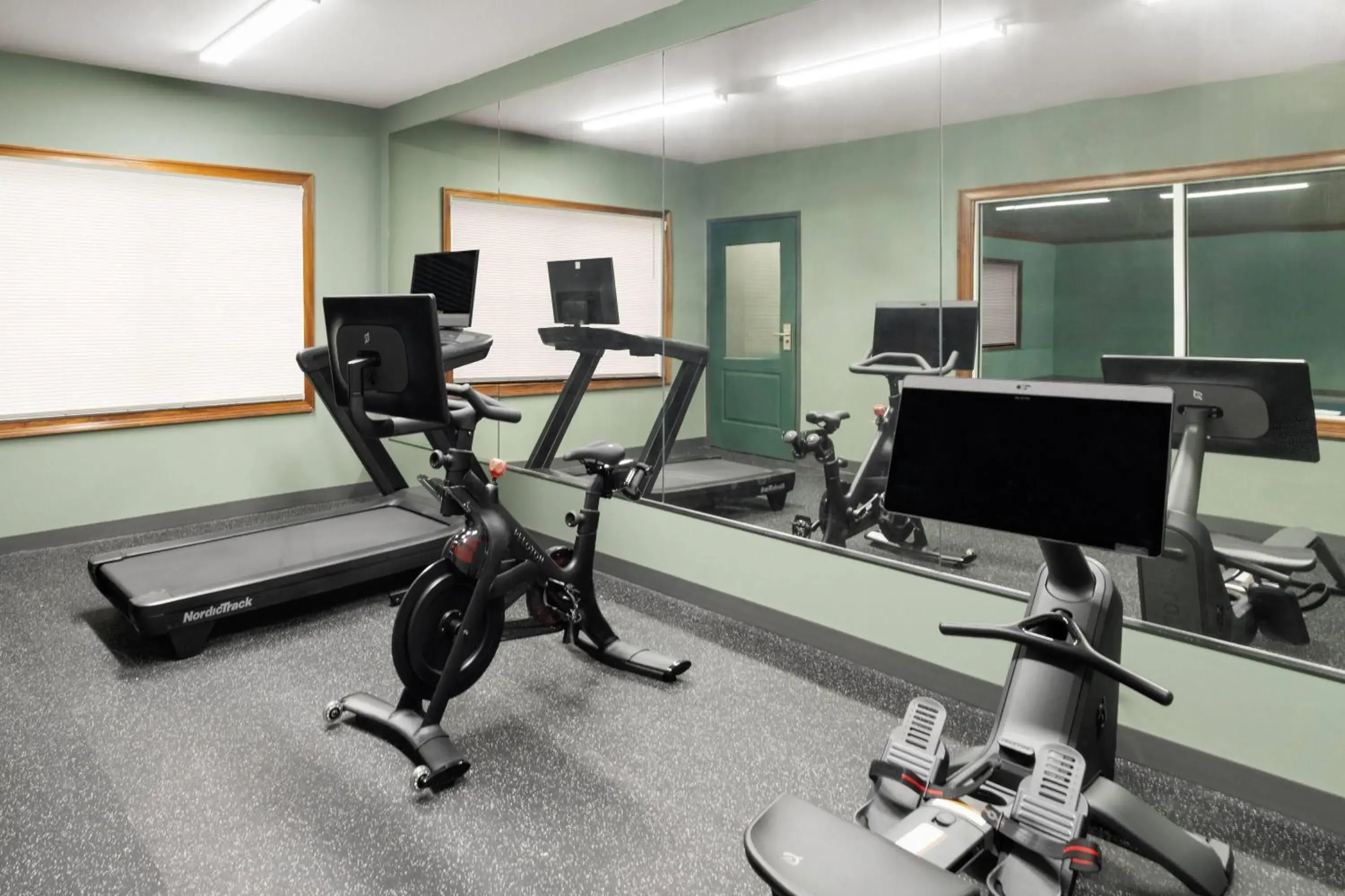 Fitness centre/facilities in Wingate By Wyndham Mansfield Ontario Fitness centre/facilities in Wingate By Wyndham Mansfield Ontario