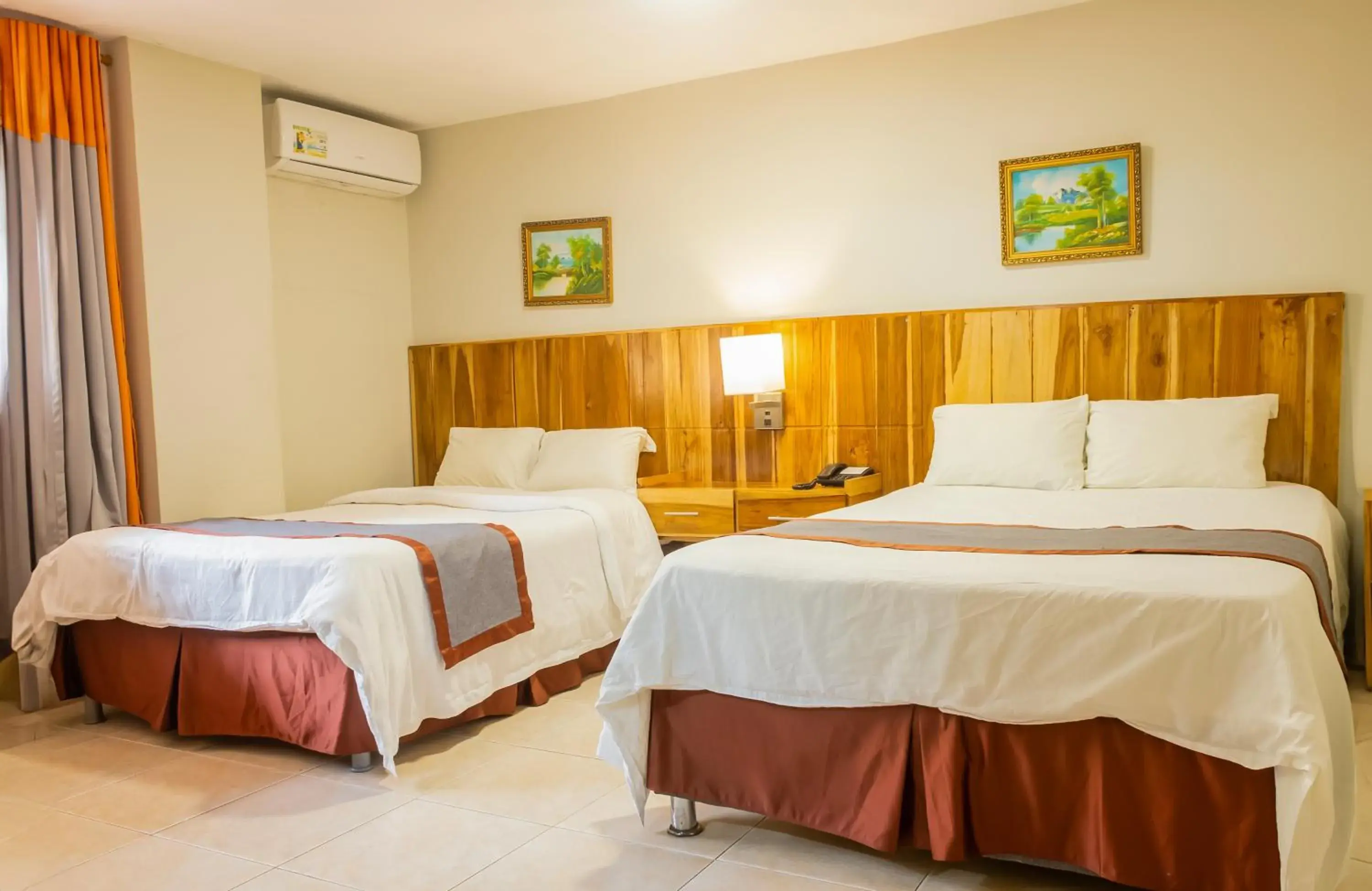 Double Room with Two Double Beds in Hotel Guacamaya Double Room with Two Double Beds in Hotel Guacamaya