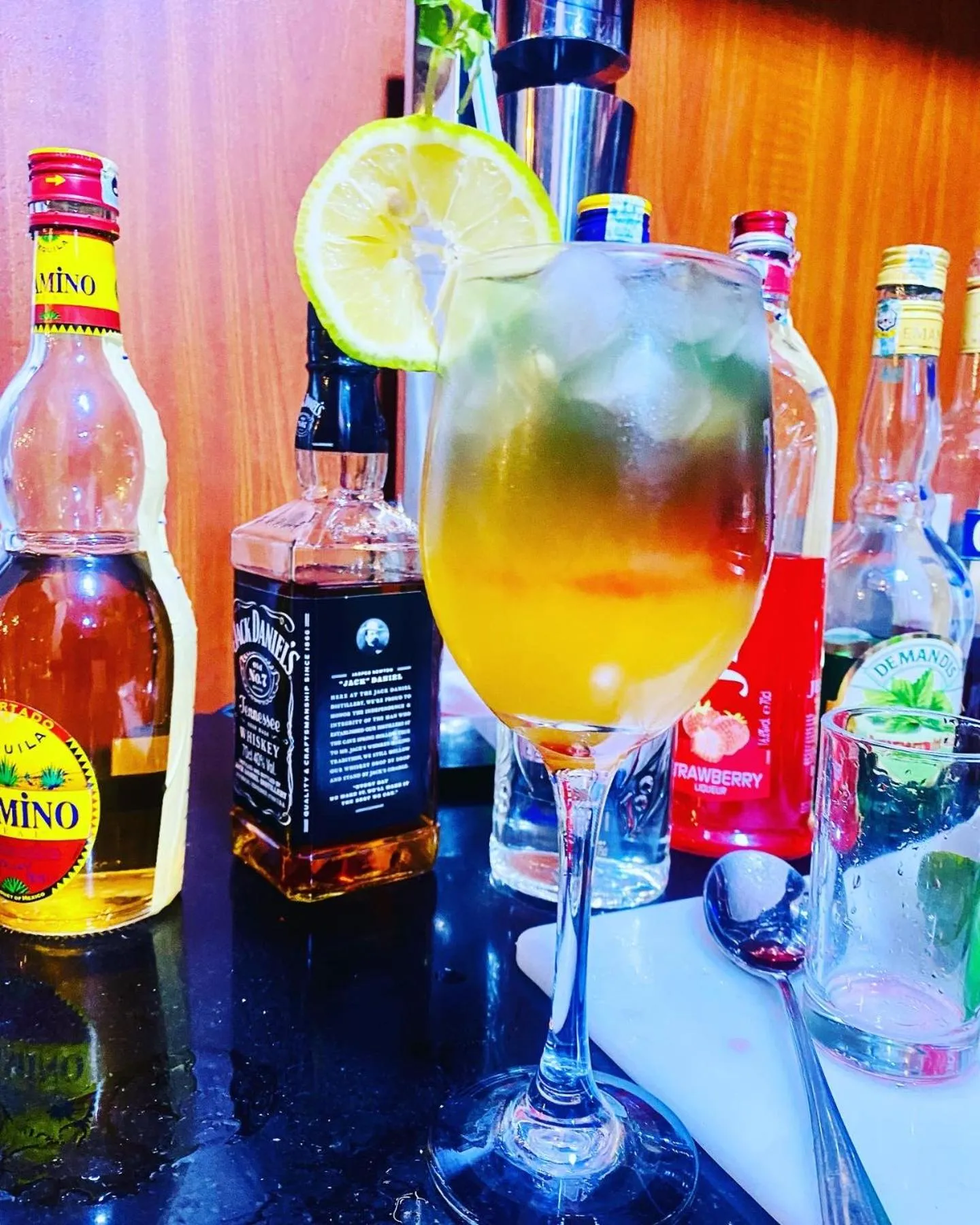 Food and drinks in Green Mountain Hotel