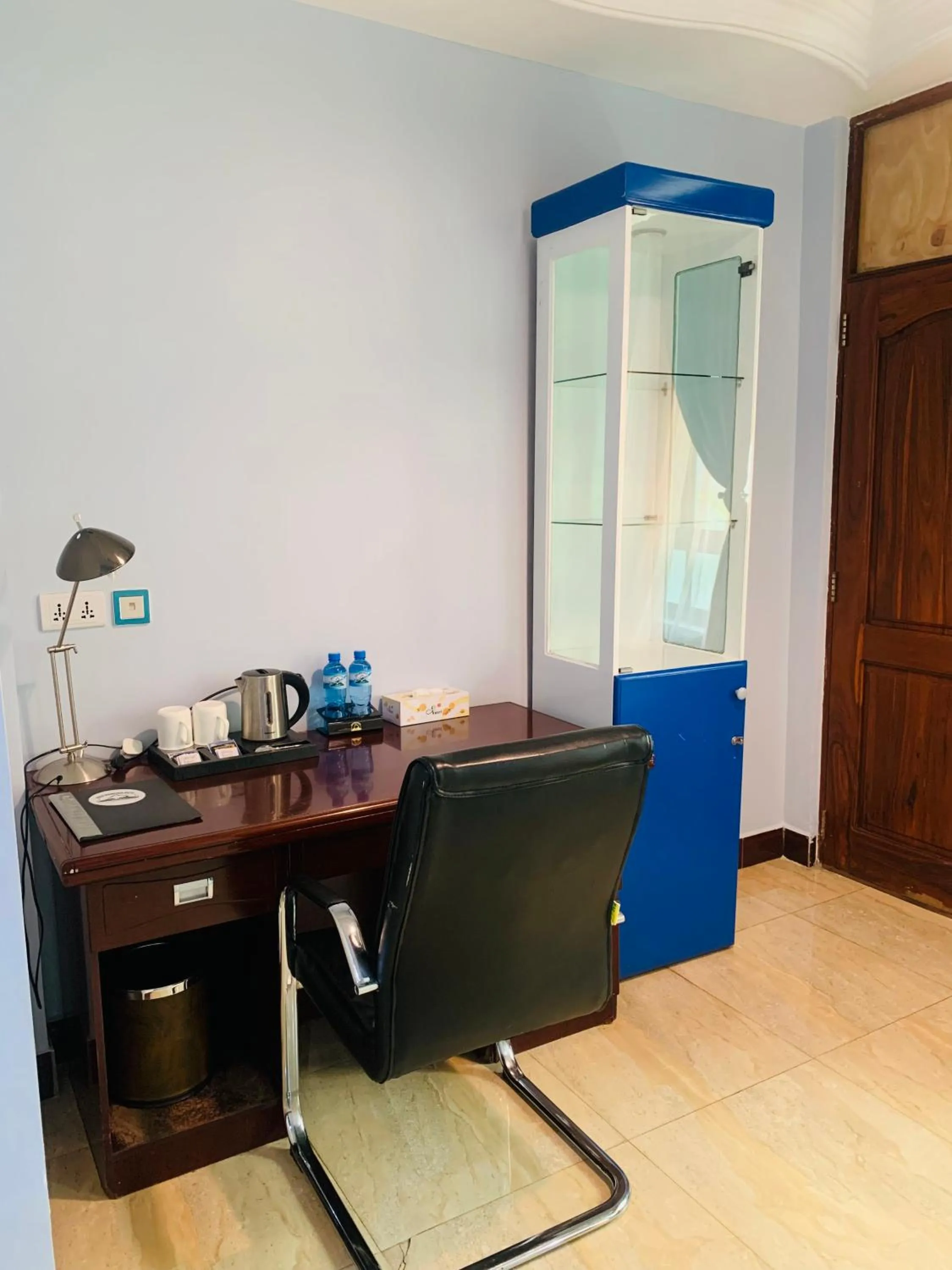 Coffee/tea facilities in Green Mountain Hotel