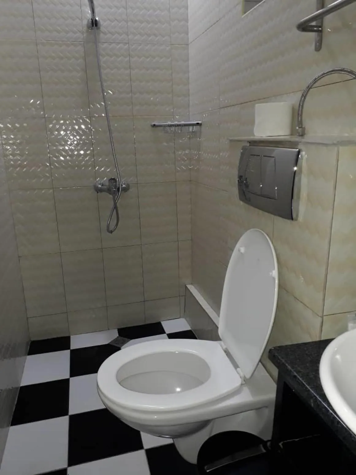 Bathroom in Green Mountain Hotel