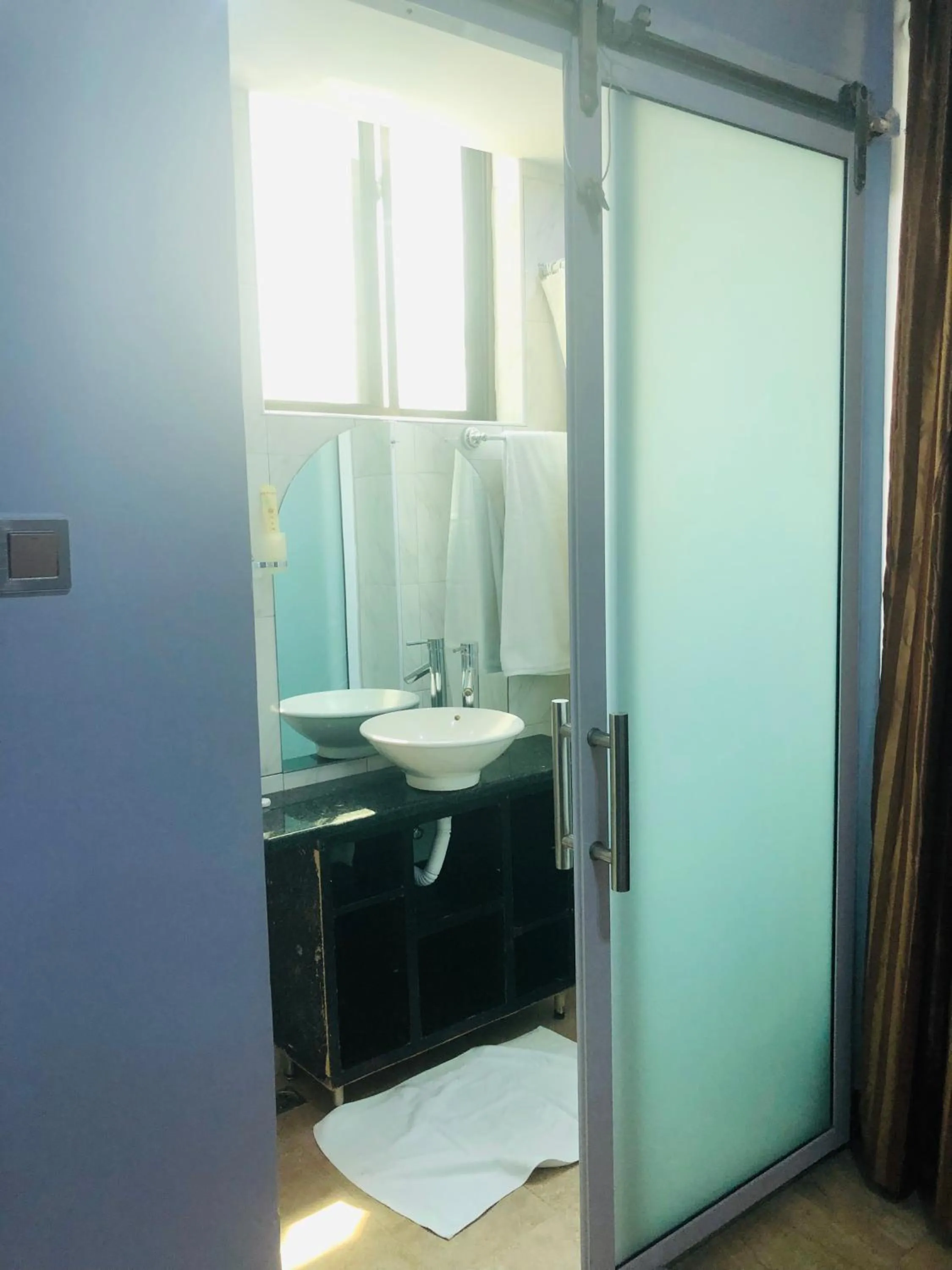 Shower in Green Mountain Hotel