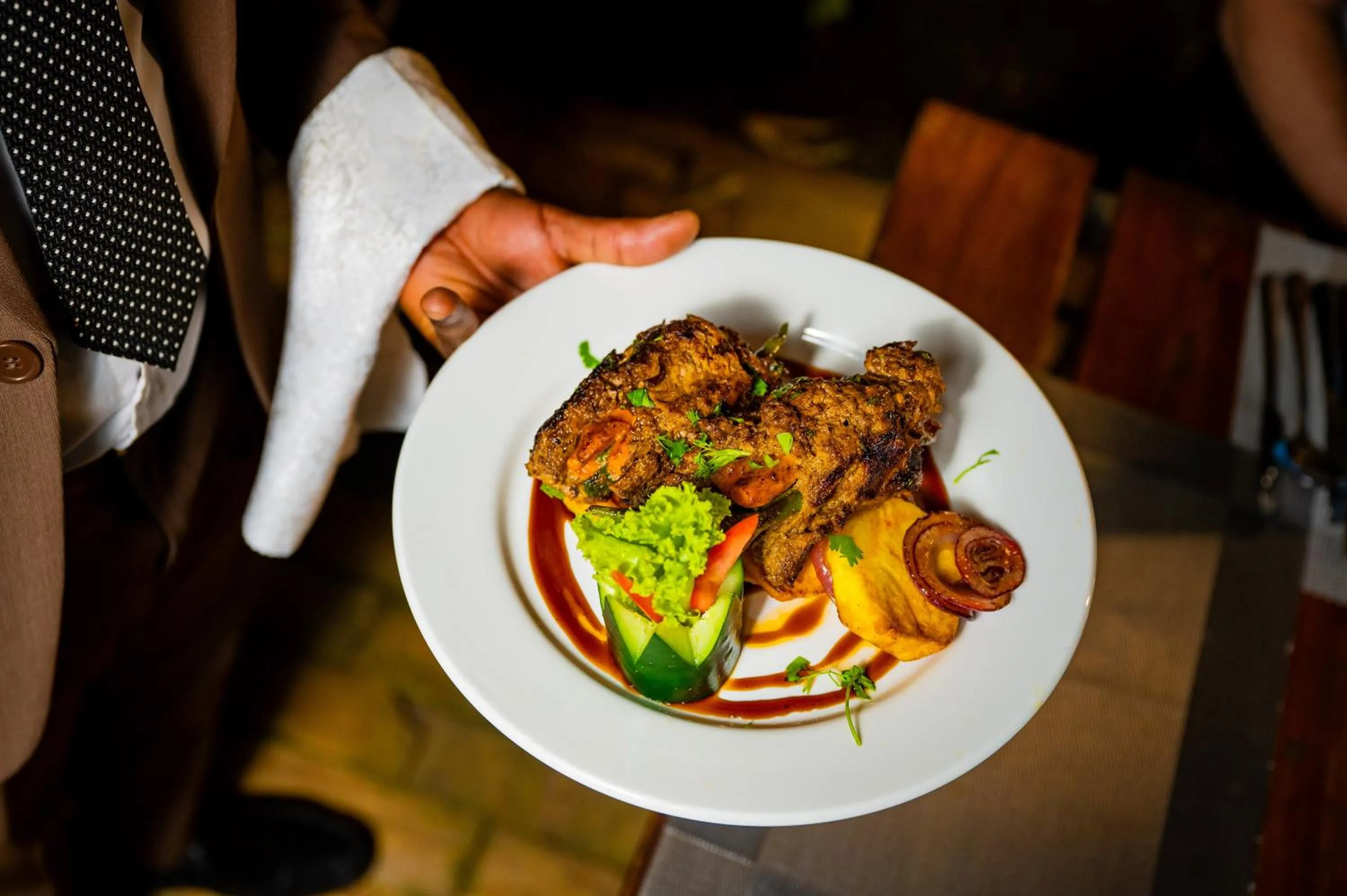 Restaurant/places to eat in Green Mountain Hotel